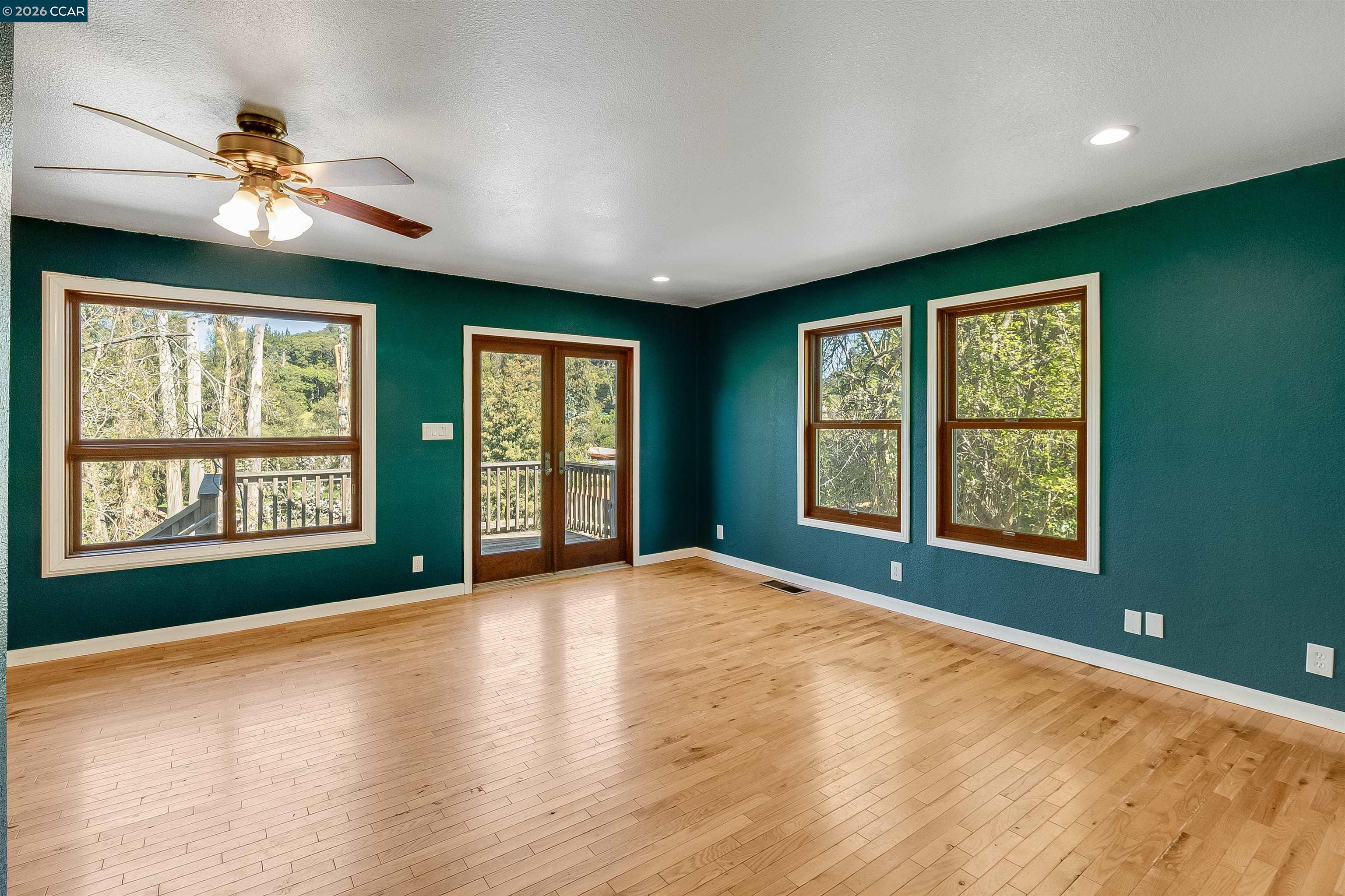 Detail Gallery Image 32 of 54 For 5264 Sunset Dr, El Sobrante,  CA 94803 - 4 Beds | 3 Baths