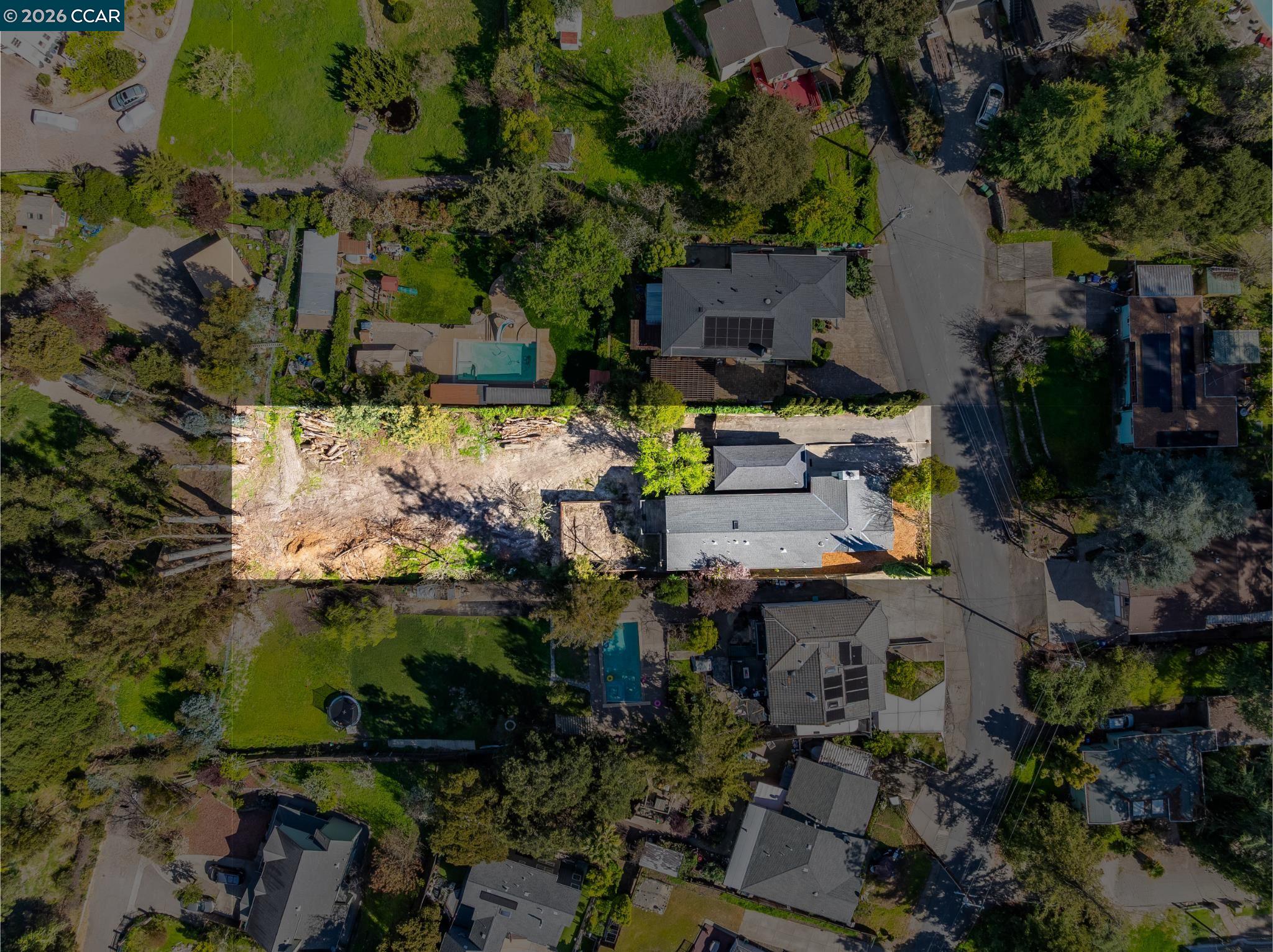 Detail Gallery Image 6 of 54 For 5264 Sunset Dr, El Sobrante,  CA 94803 - 4 Beds | 3 Baths