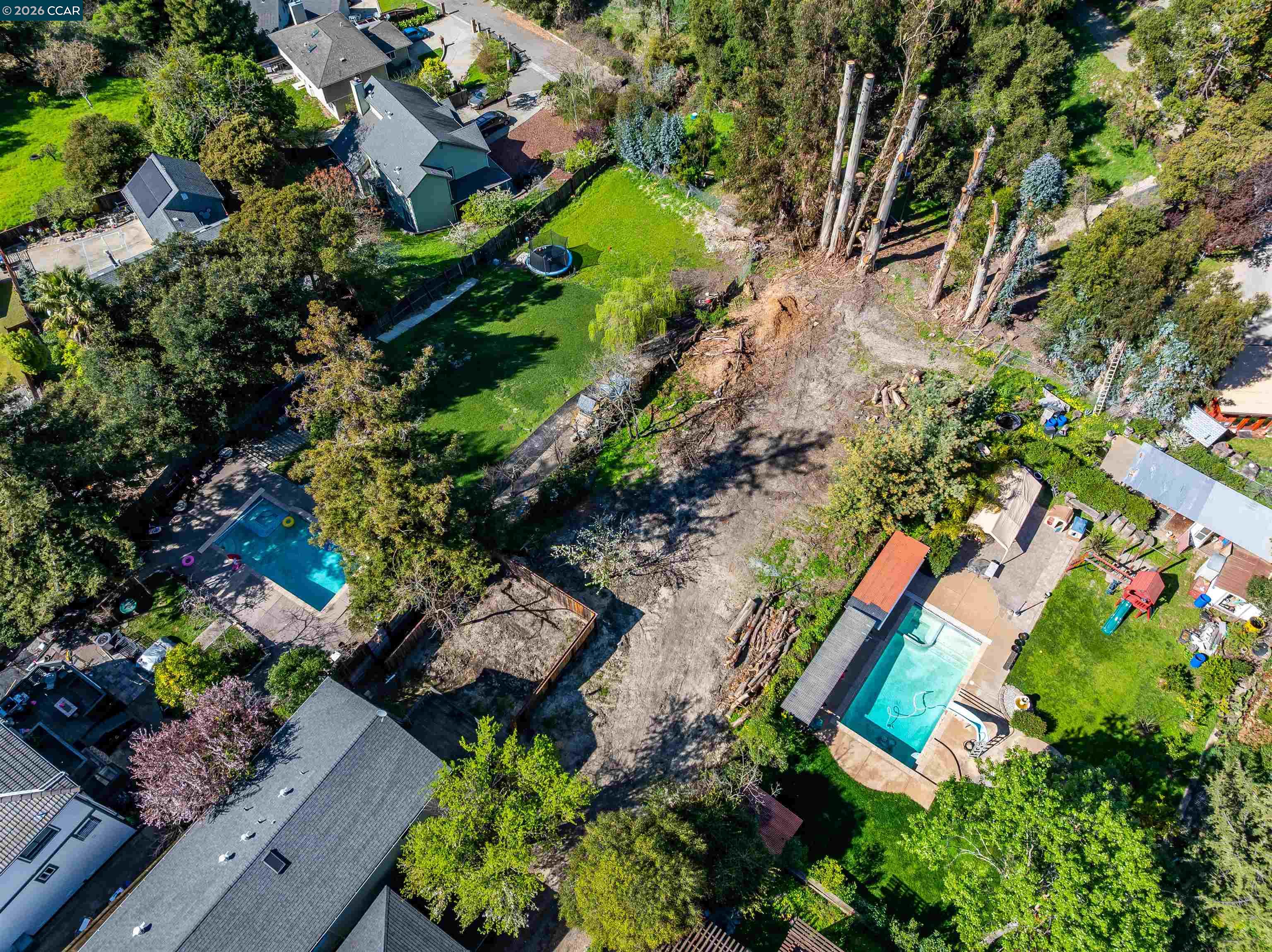 Detail Gallery Image 7 of 54 For 5264 Sunset Dr, El Sobrante,  CA 94803 - 4 Beds | 3 Baths