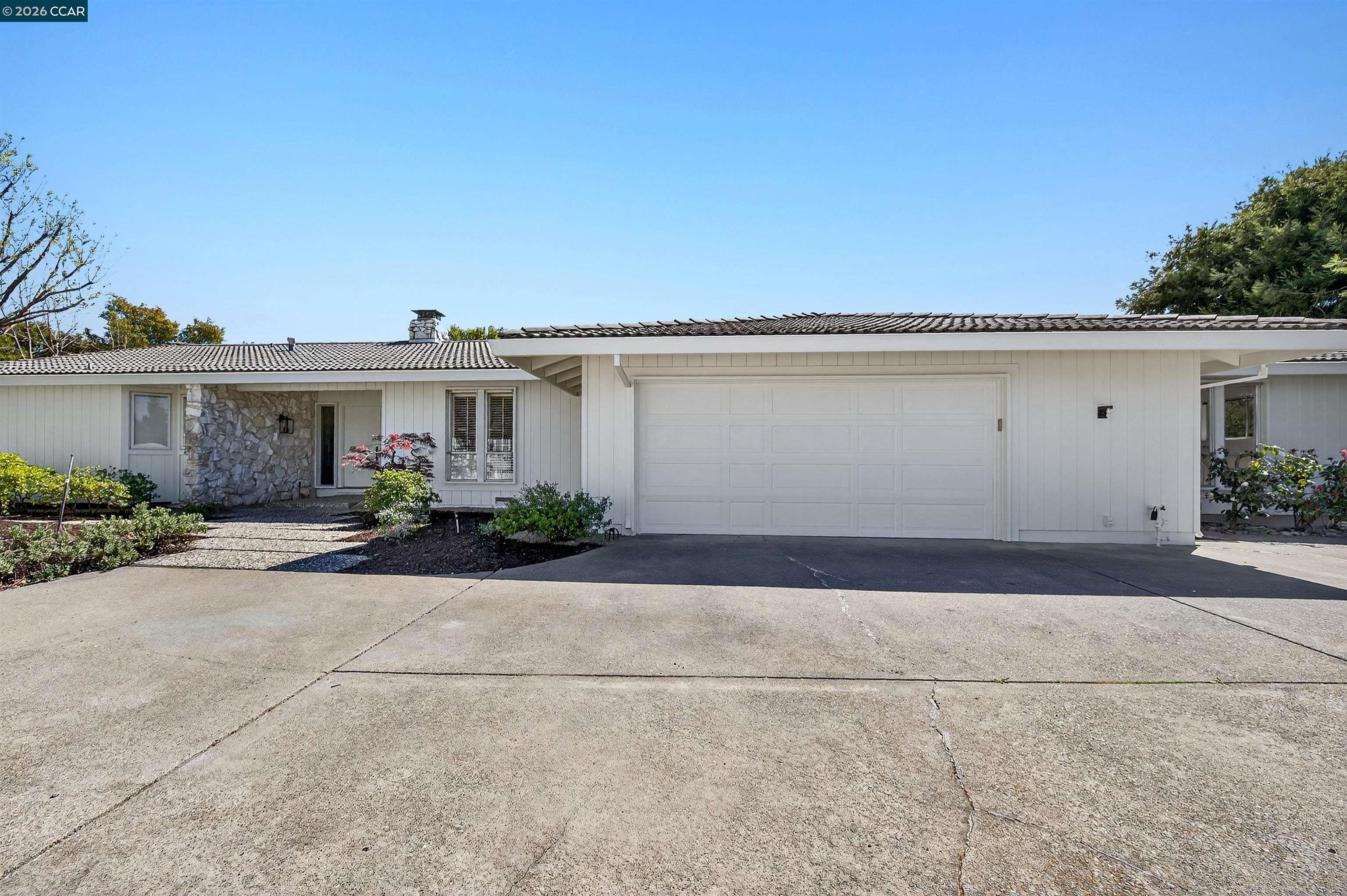 Detail Gallery Image 3 of 46 For 157 Fernwood Dr, Moraga,  CA 94556 - 4 Beds | 2 Baths