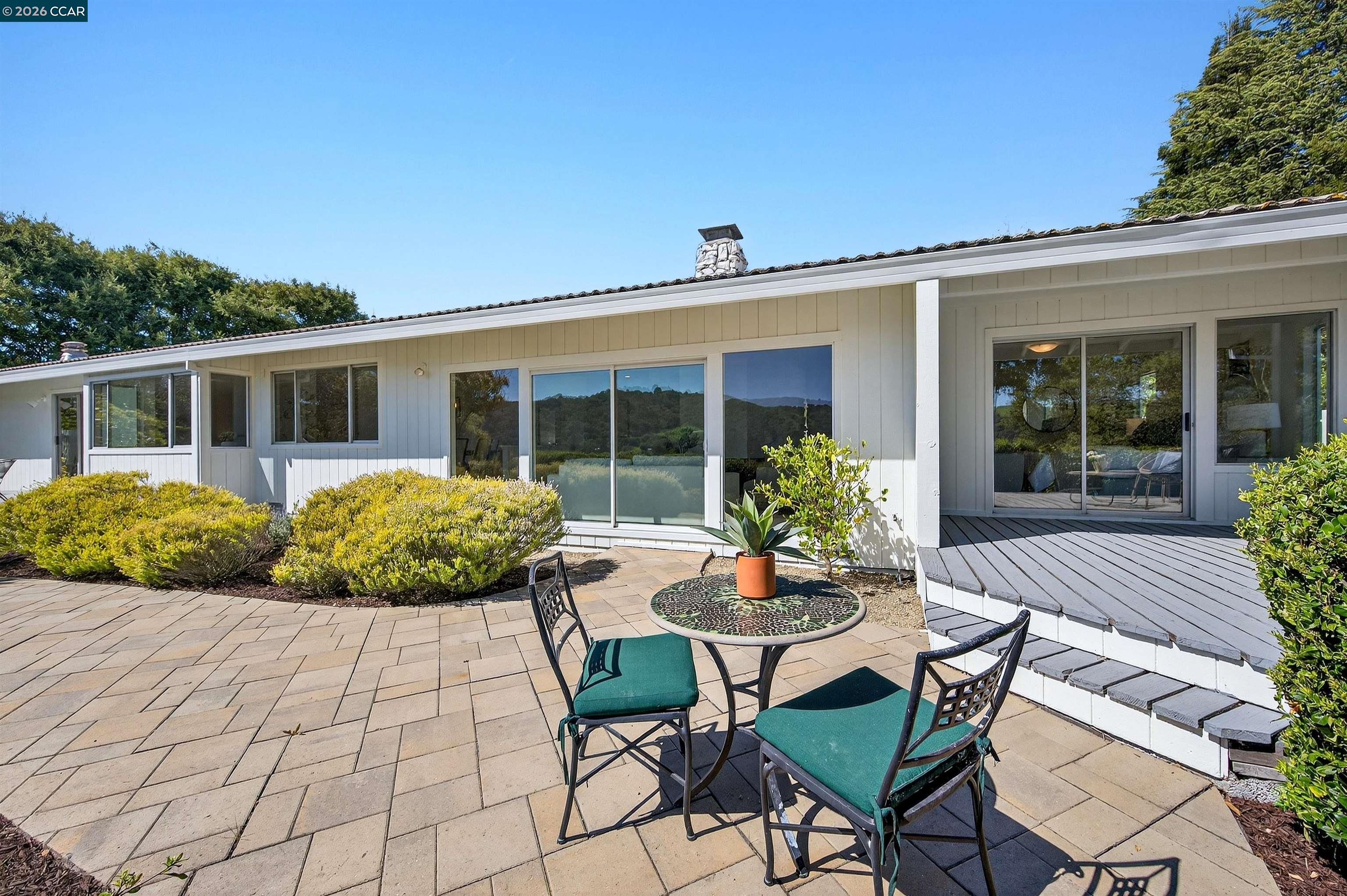 Detail Gallery Image 35 of 46 For 157 Fernwood Dr, Moraga,  CA 94556 - 4 Beds | 2 Baths