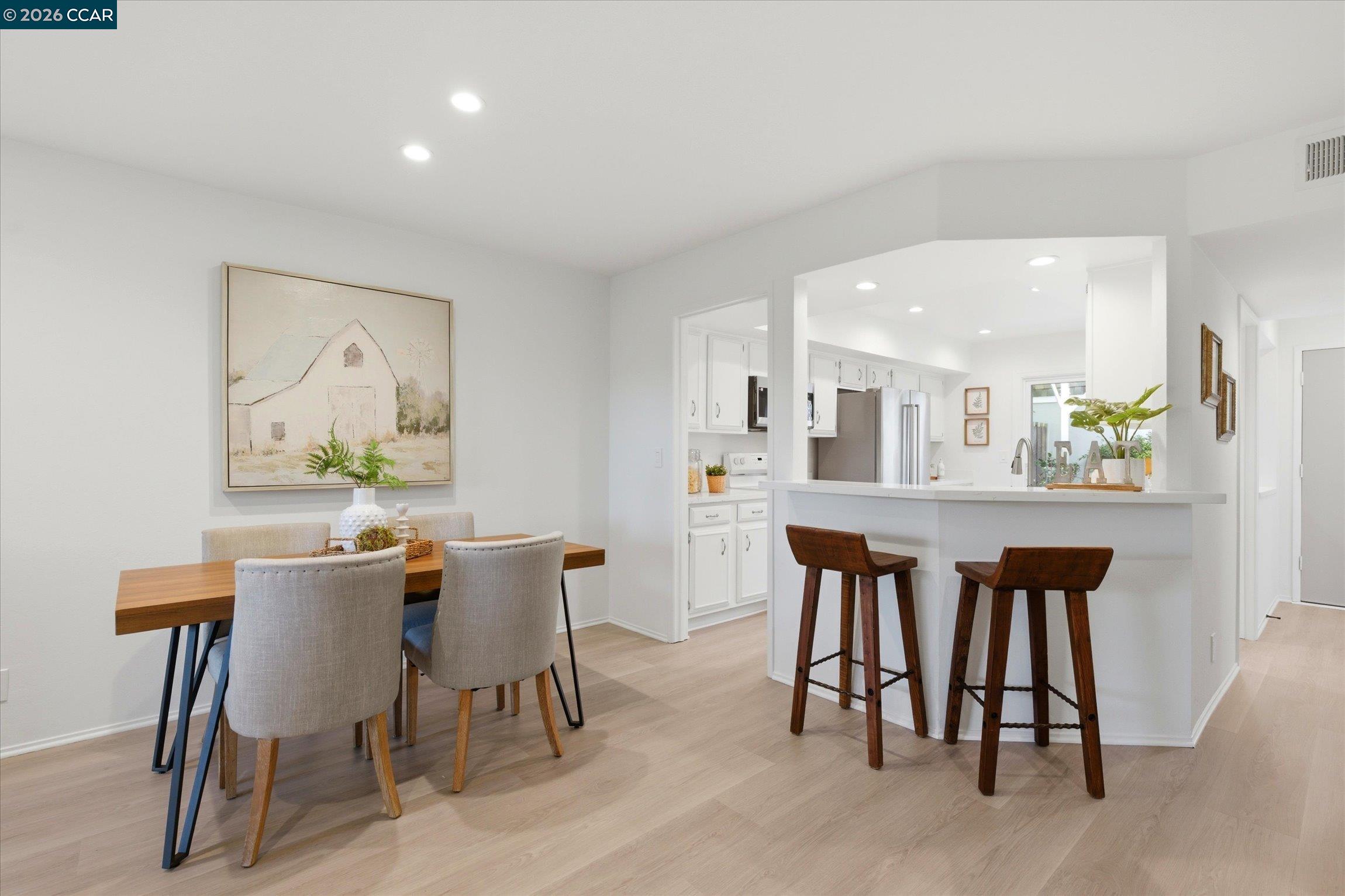 Detail Gallery Image 12 of 40 For 722 Tampico, Walnut Creek,  CA 94598 - 3 Beds | 2/1 Baths