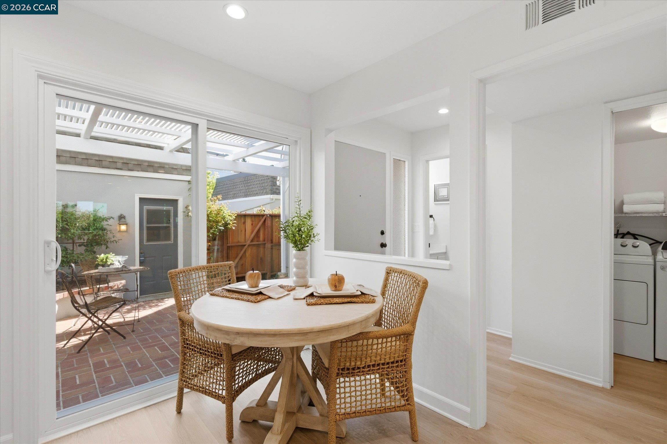 Detail Gallery Image 8 of 40 For 722 Tampico, Walnut Creek,  CA 94598 - 3 Beds | 2/1 Baths