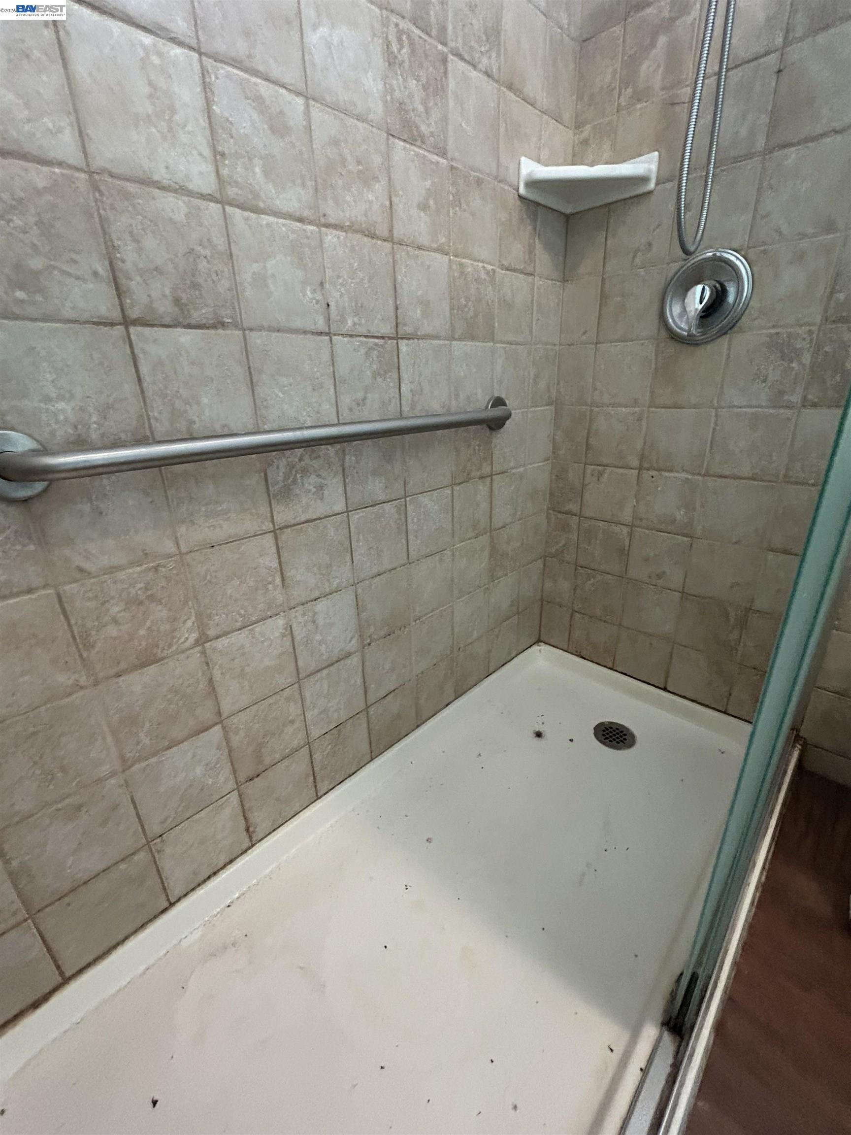 Detail Gallery Image 3 of 9 For 5418 Solano Ave, Richmond,  CA 94805 - 2 Beds | 1 Baths