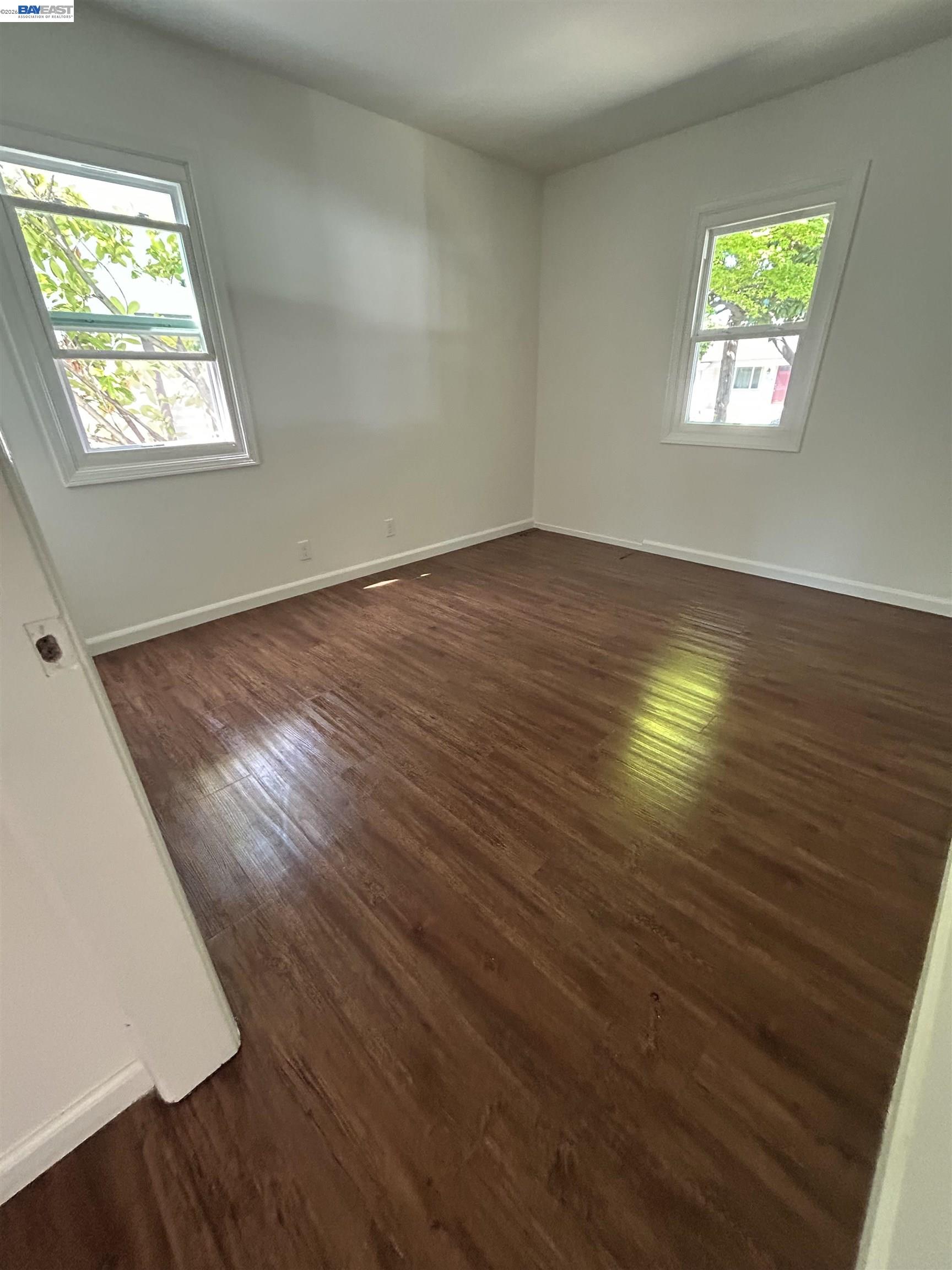 Detail Gallery Image 4 of 9 For 5418 Solano Ave, Richmond,  CA 94805 - 2 Beds | 1 Baths