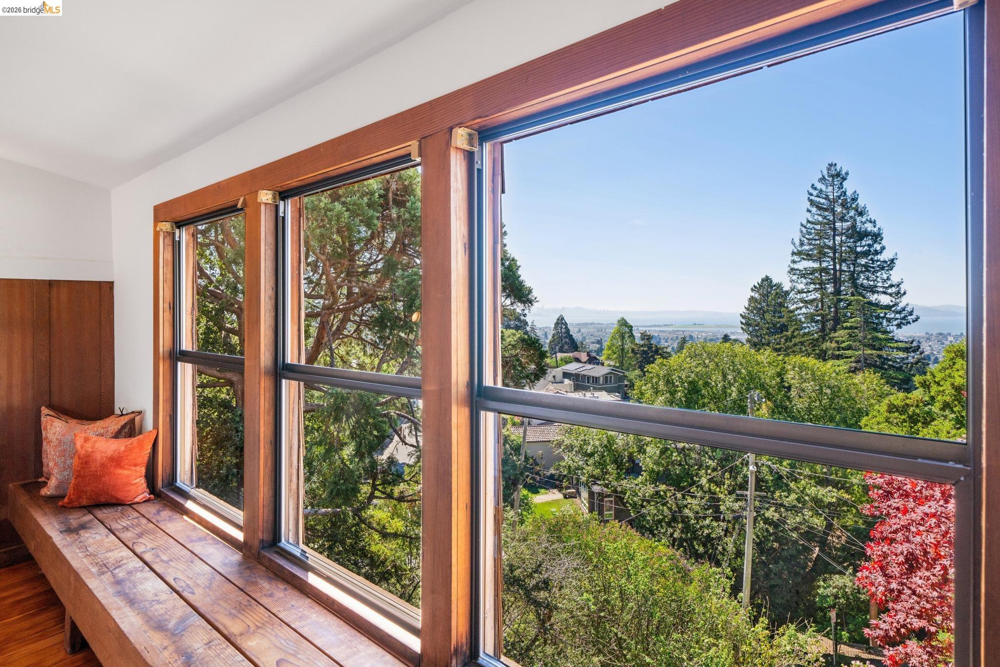 Detail Gallery Image 38 of 60 For 813 San Diego Road, Berkeley,  CA 94707 - 4 Beds | 3 Baths