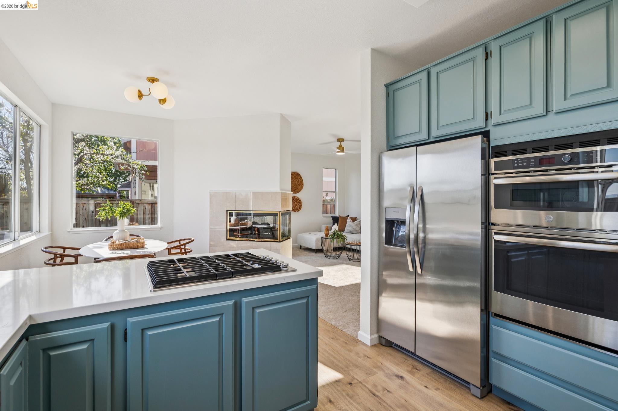 Detail Gallery Image 17 of 60 For 2004 Fries Ct, Martinez,  CA 94553 - 4 Beds | 2/1 Baths