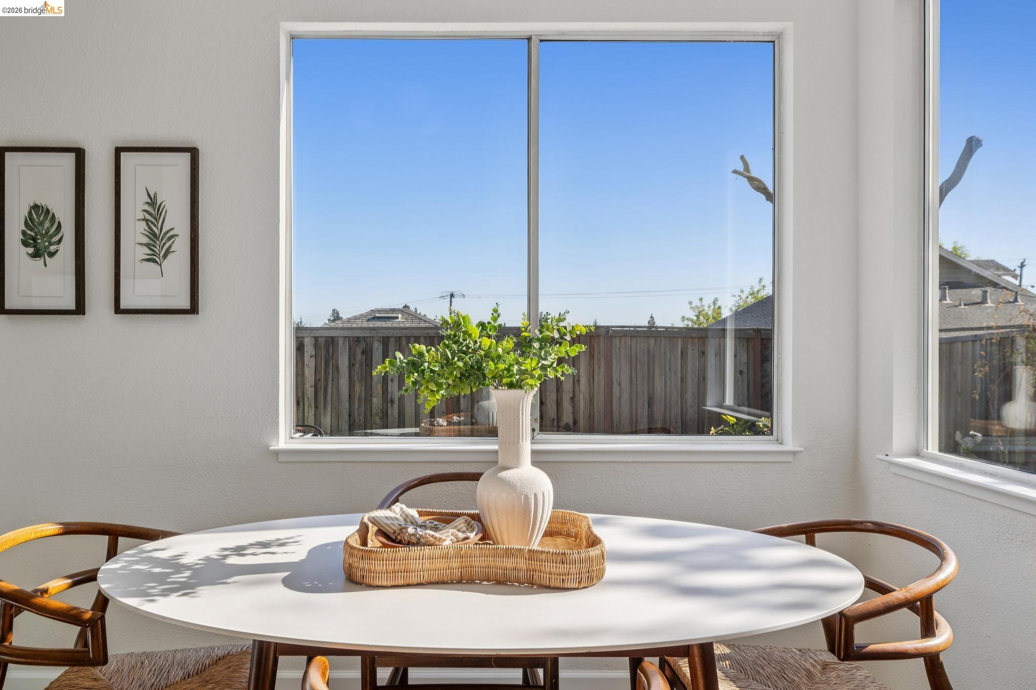 Detail Gallery Image 24 of 60 For 2004 Fries Ct, Martinez,  CA 94553 - 4 Beds | 2/1 Baths