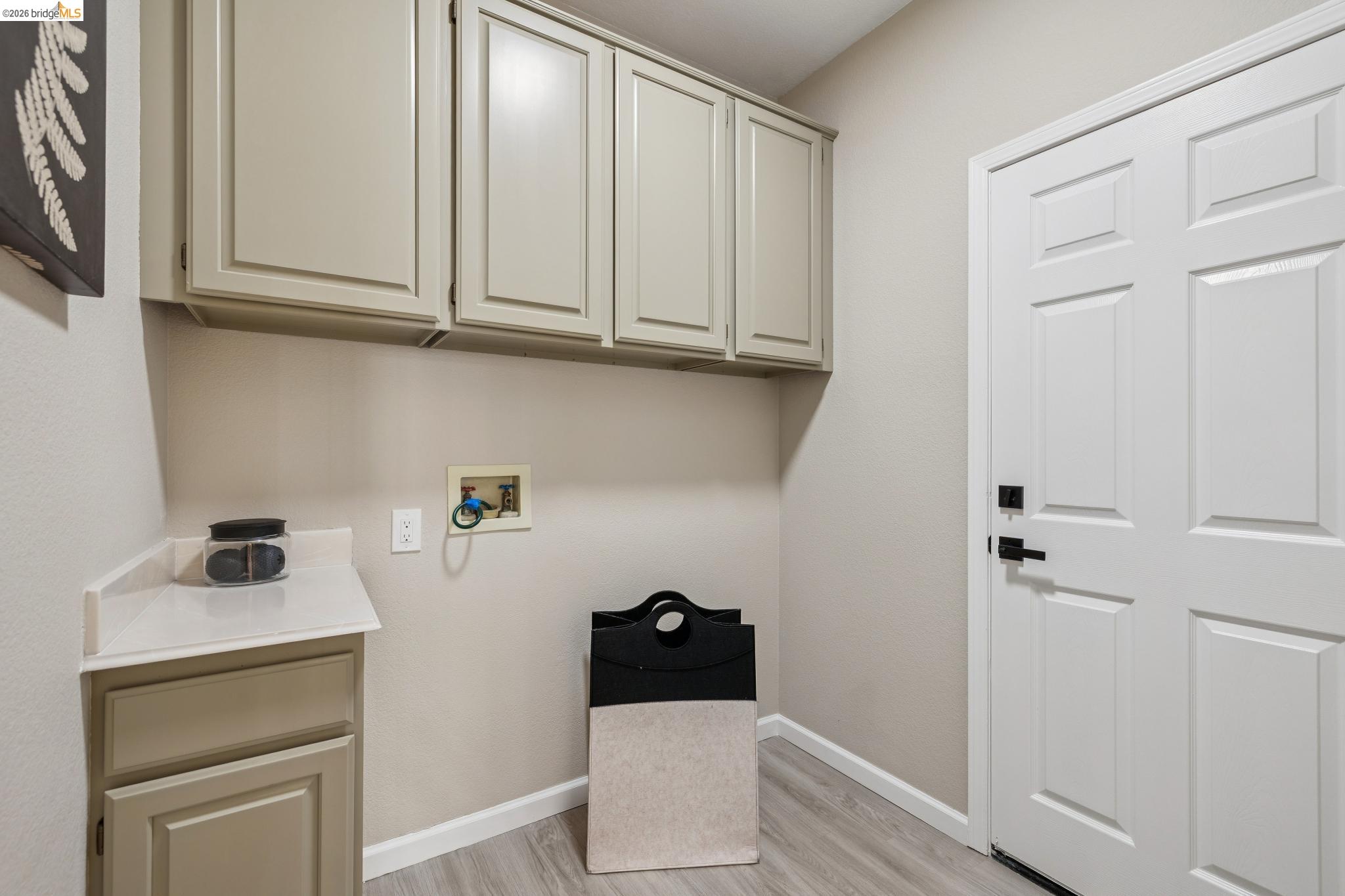 Detail Gallery Image 32 of 60 For 2004 Fries Ct, Martinez,  CA 94553 - 4 Beds | 2/1 Baths