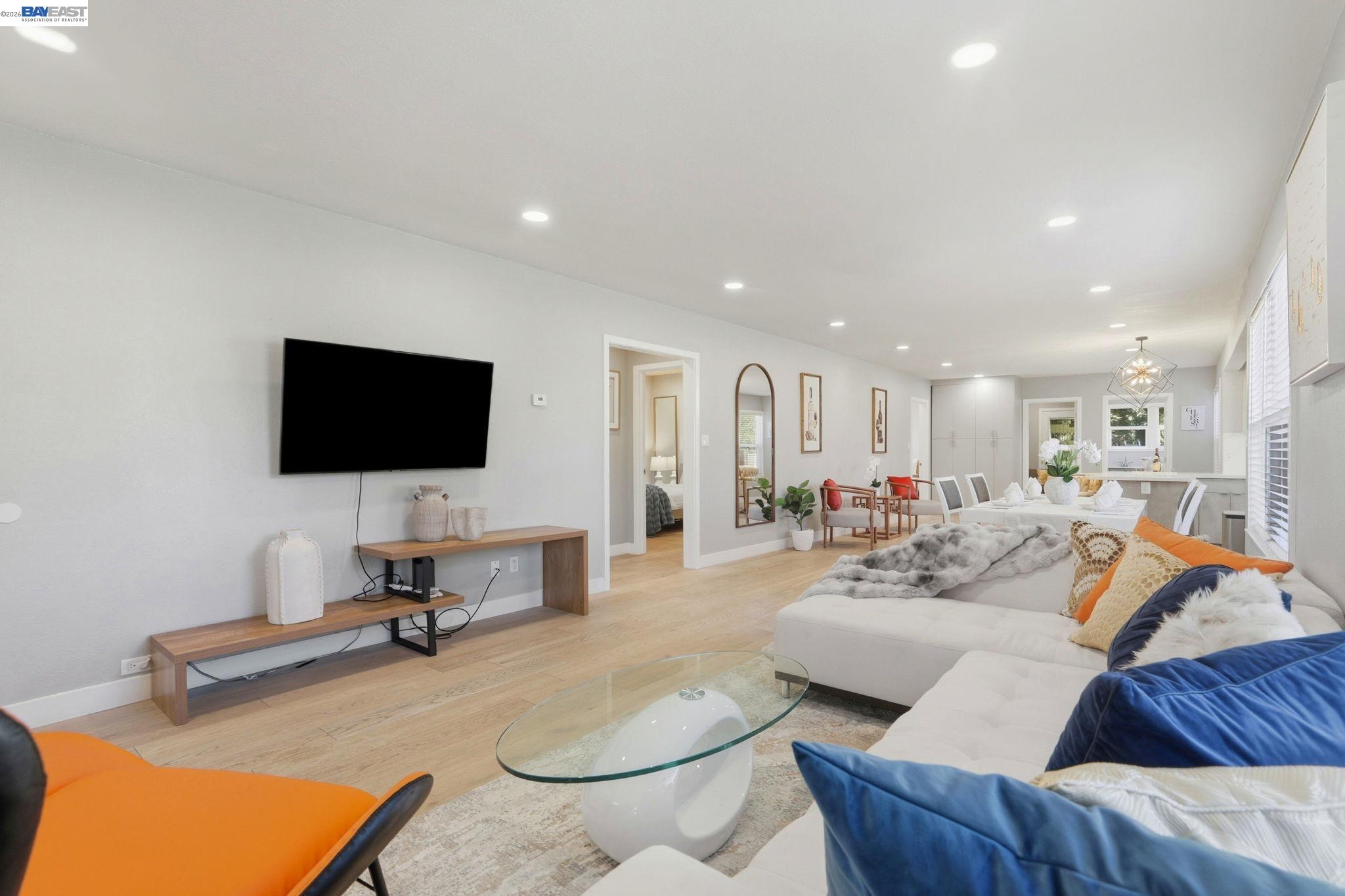 Detail Gallery Image 13 of 57 For 37286 3rd St, Fremont,  CA 94536 - 4 Beds | 3 Baths