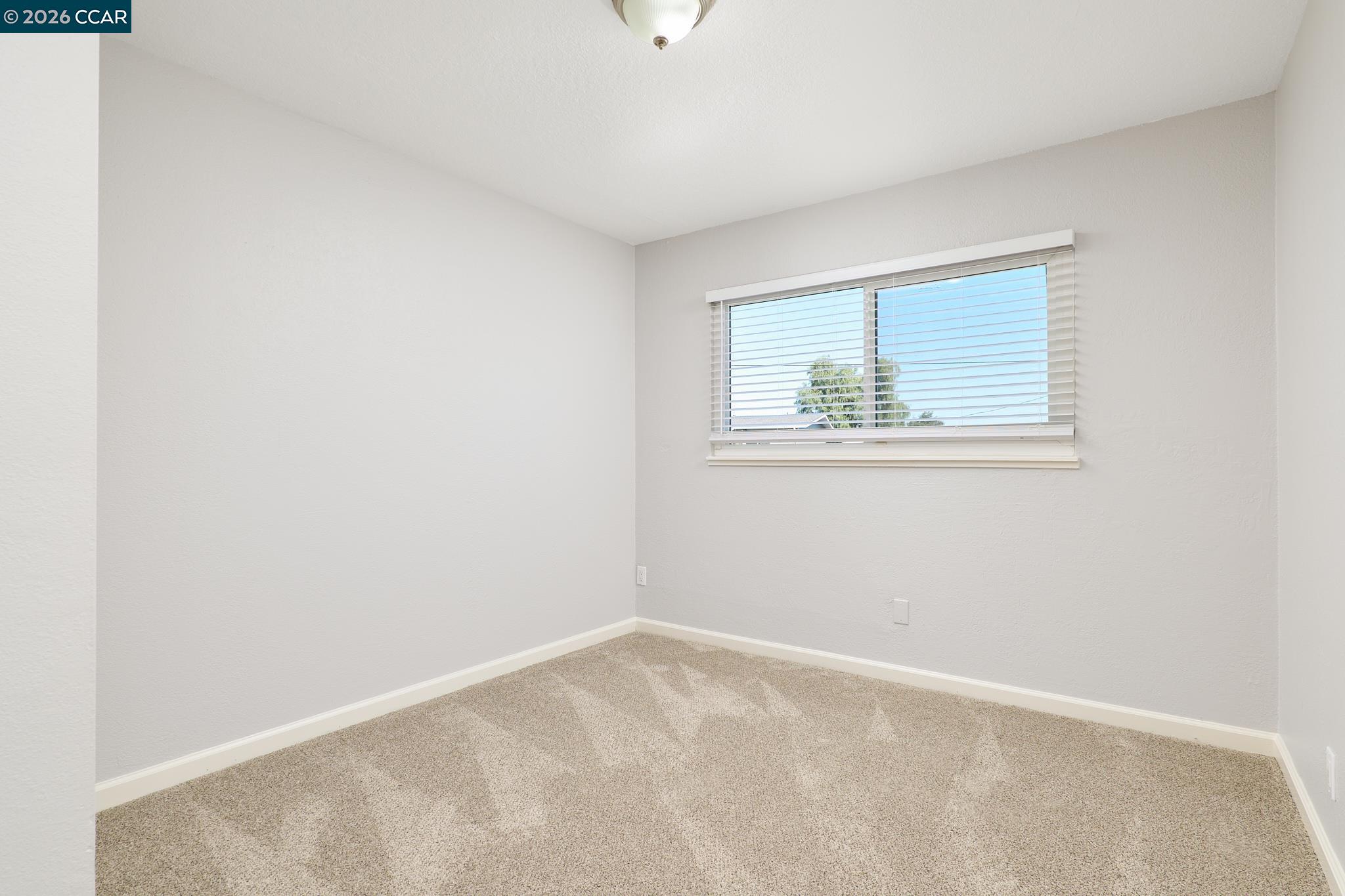 Detail Gallery Image 13 of 25 For 620 Lynn Ave, Antioch,  CA 94509 - 4 Beds | 2 Baths