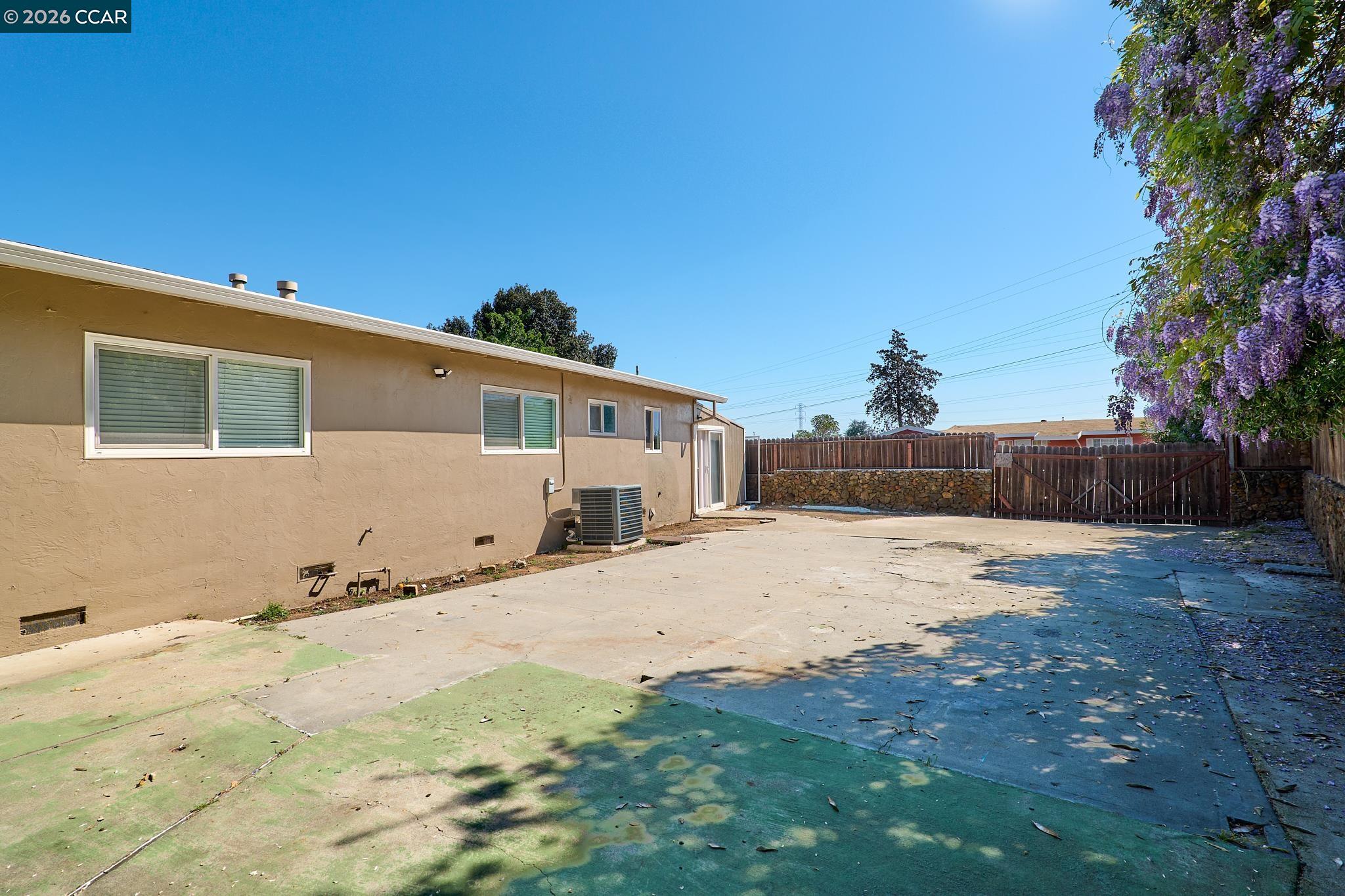 Detail Gallery Image 24 of 25 For 620 Lynn Ave, Antioch,  CA 94509 - 4 Beds | 2 Baths