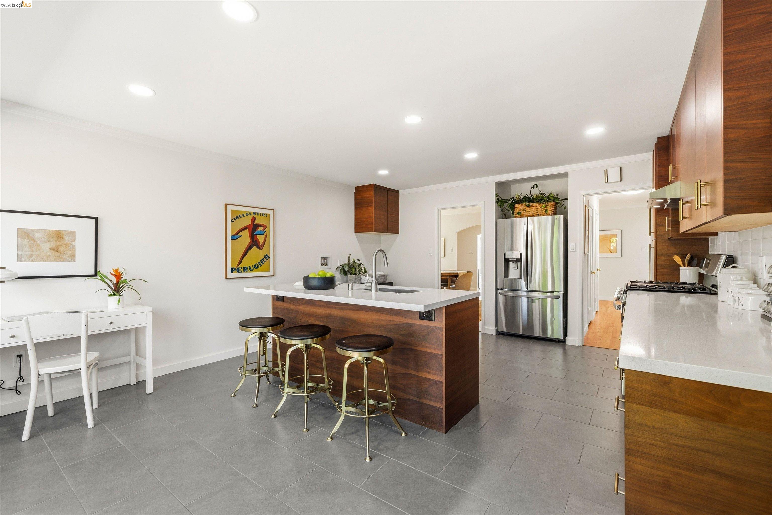 Detail Gallery Image 27 of 60 For 4484 Tulip Ave, Oakland,  CA 94619 - 3 Beds | 2 Baths