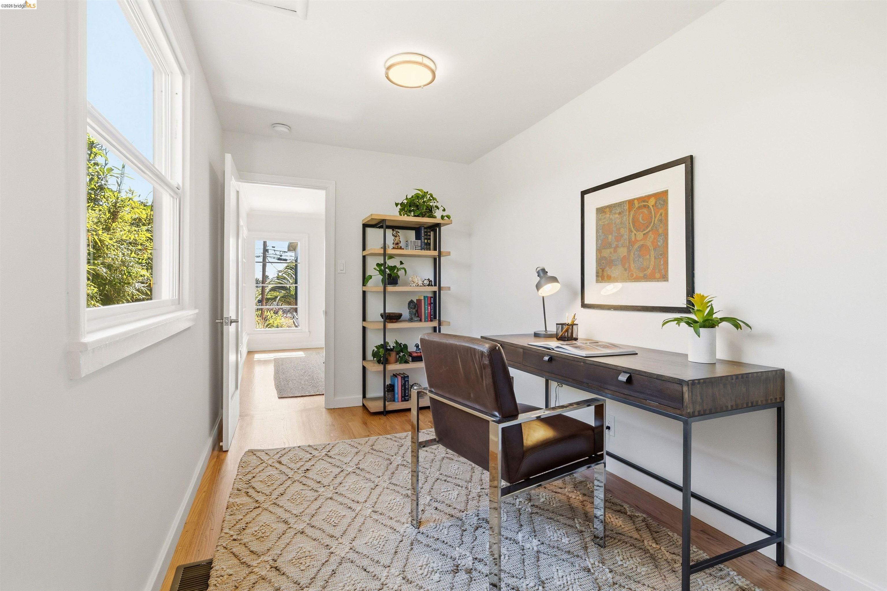 Detail Gallery Image 36 of 60 For 4484 Tulip Ave, Oakland,  CA 94619 - 3 Beds | 2 Baths
