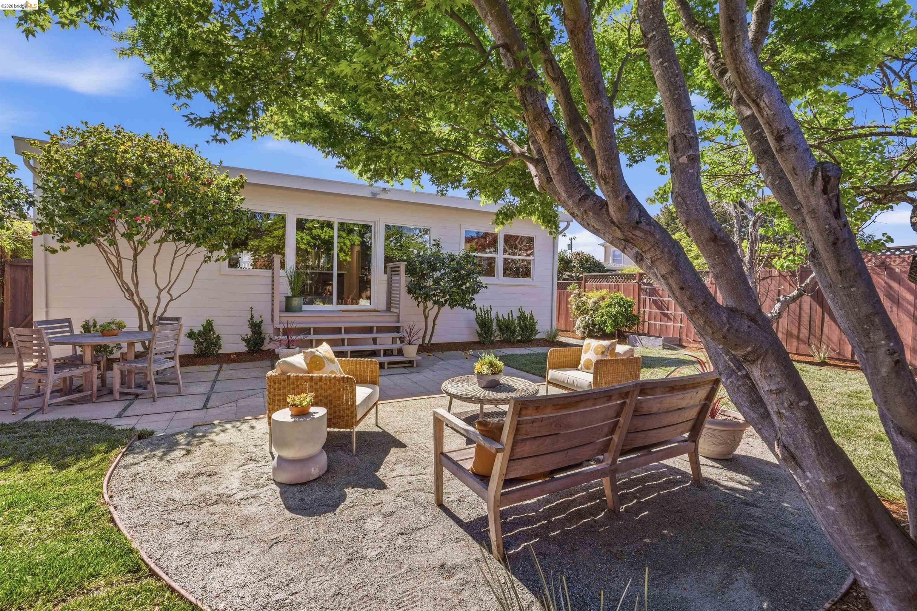 Detail Gallery Image 43 of 60 For 4484 Tulip Ave, Oakland,  CA 94619 - 3 Beds | 2 Baths