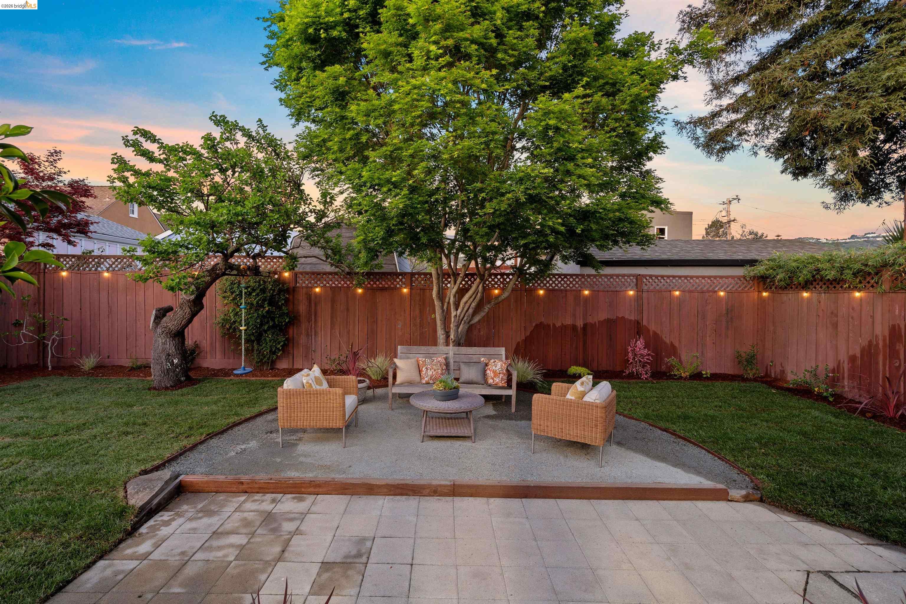 Detail Gallery Image 47 of 60 For 4484 Tulip Ave, Oakland,  CA 94619 - 3 Beds | 2 Baths