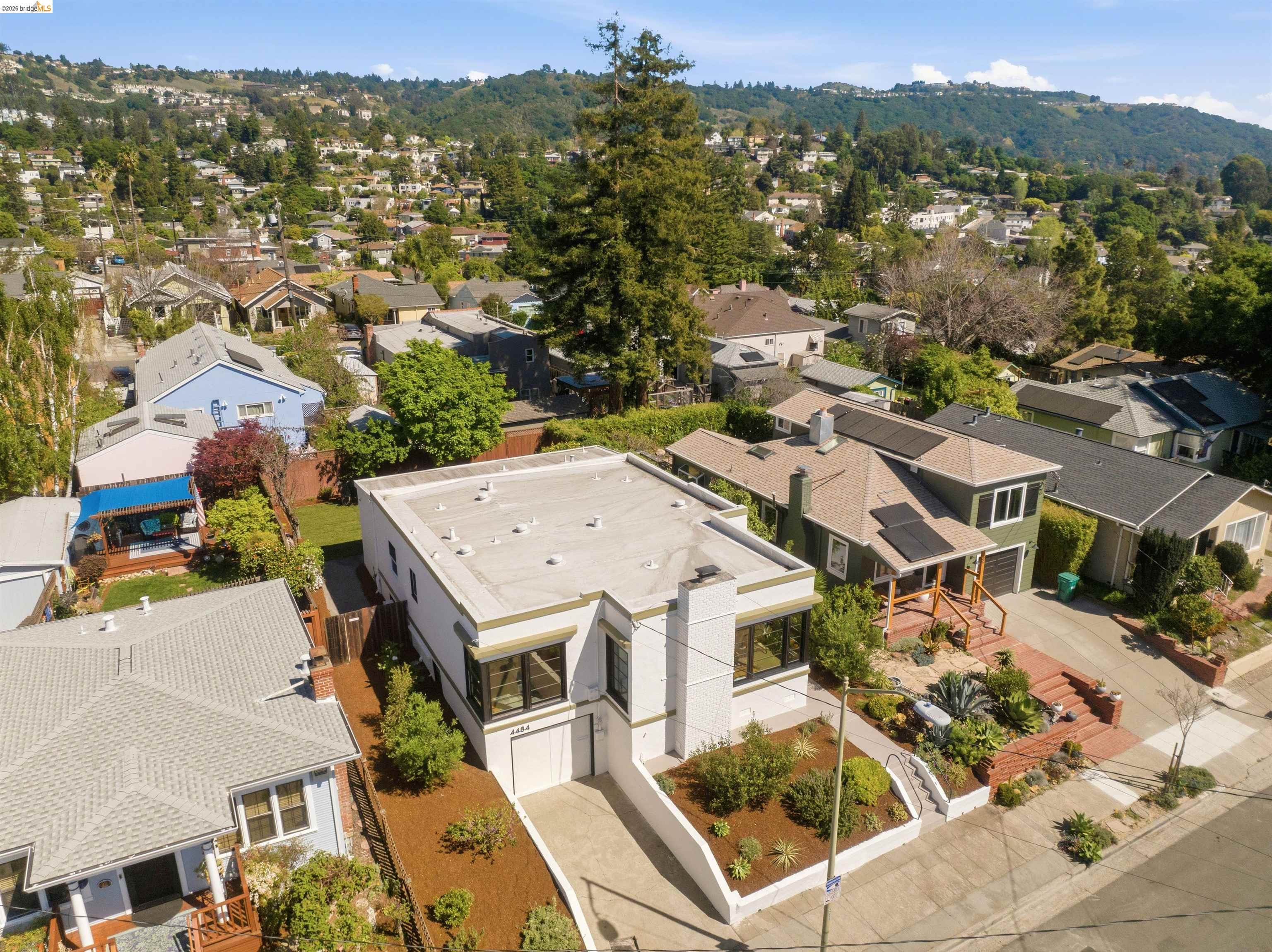 Detail Gallery Image 51 of 60 For 4484 Tulip Ave, Oakland,  CA 94619 - 3 Beds | 2 Baths