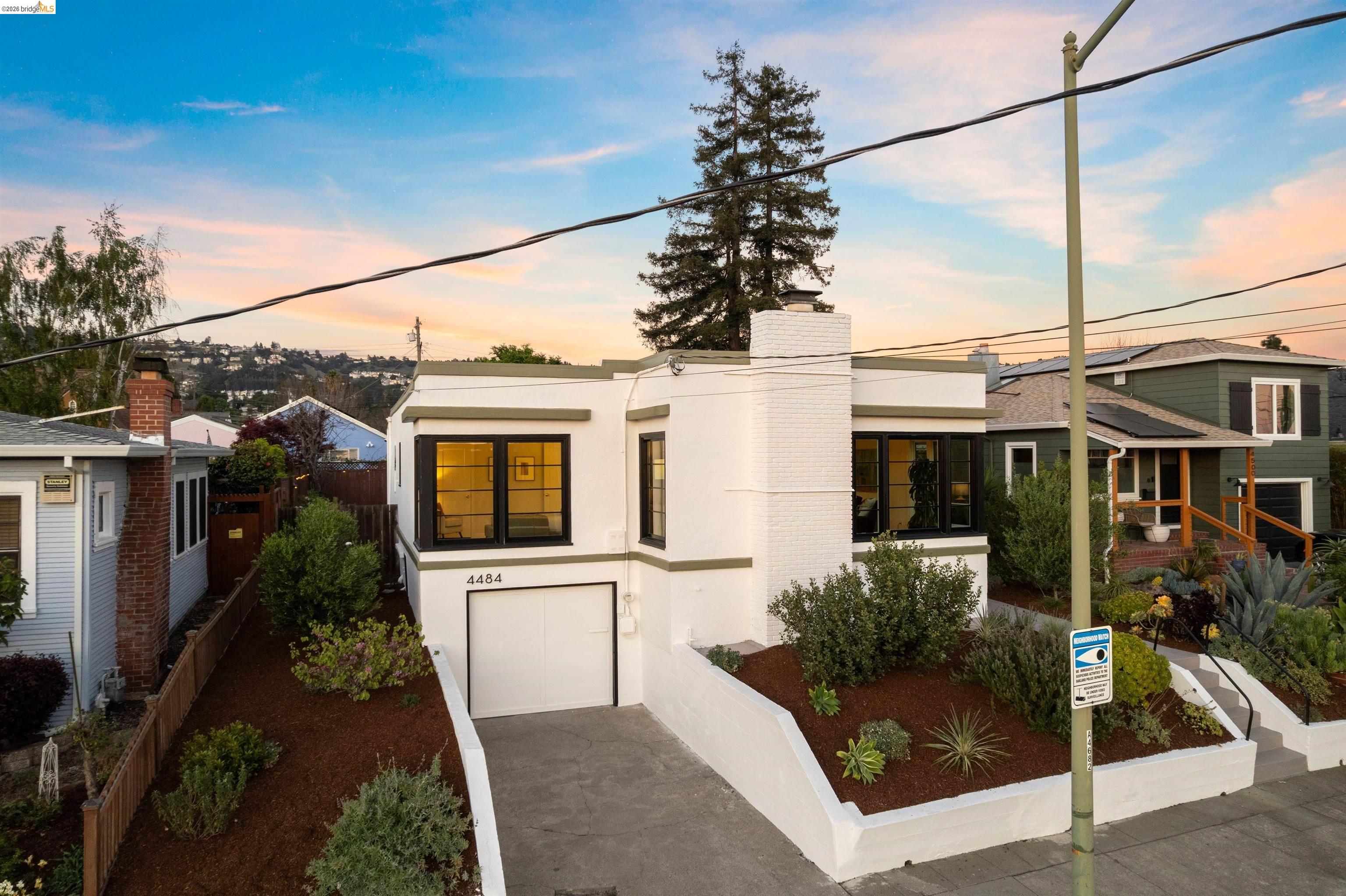 Detail Gallery Image 60 of 60 For 4484 Tulip Ave, Oakland,  CA 94619 - 3 Beds | 2 Baths