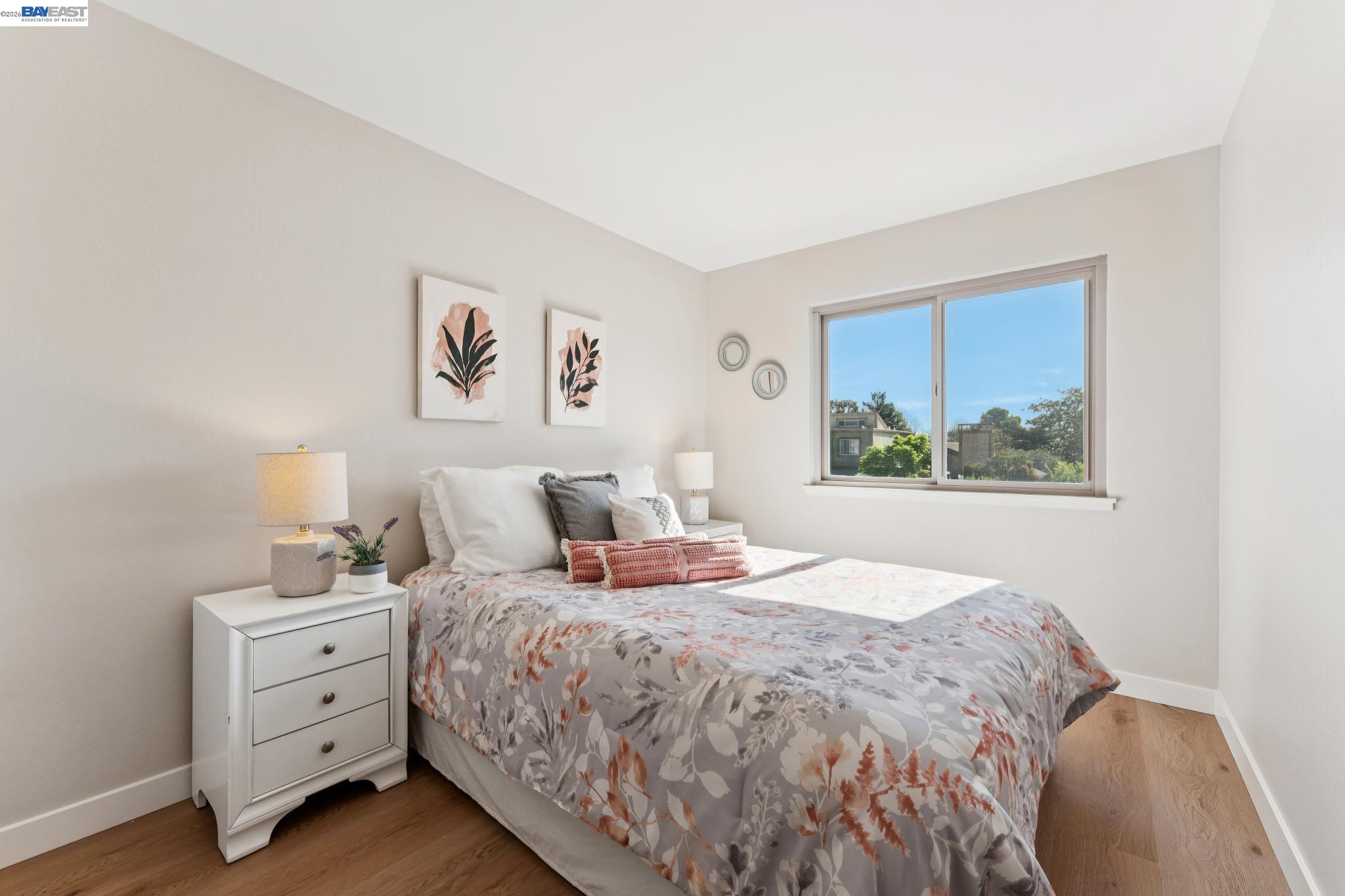 Photo #8: 41127969 Listing: Photo #8