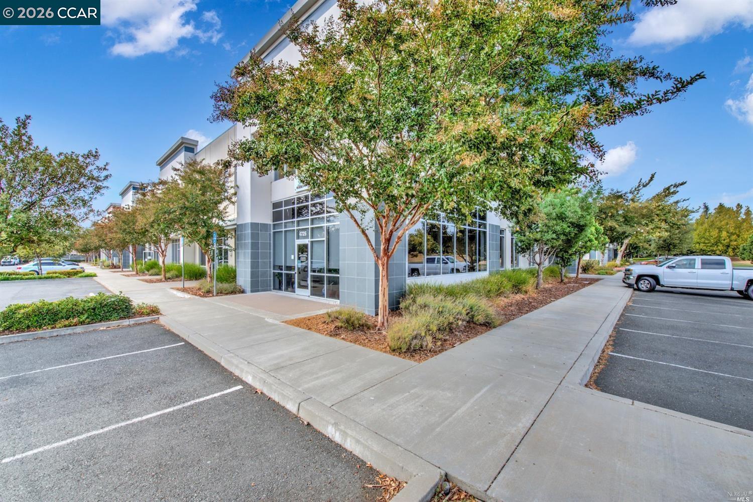 Detail Gallery Image 2 of 11 For 4725 Mangels Blvd, Fairfield,  CA 94534 - – Beds | – Baths