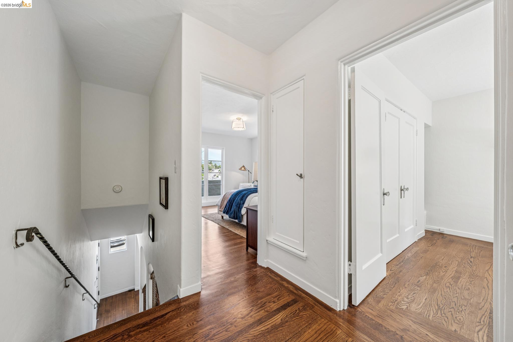 Detail Gallery Image 22 of 60 For 2306 Ivy Dr, Oakland,  CA 94606 - – Beds | – Baths