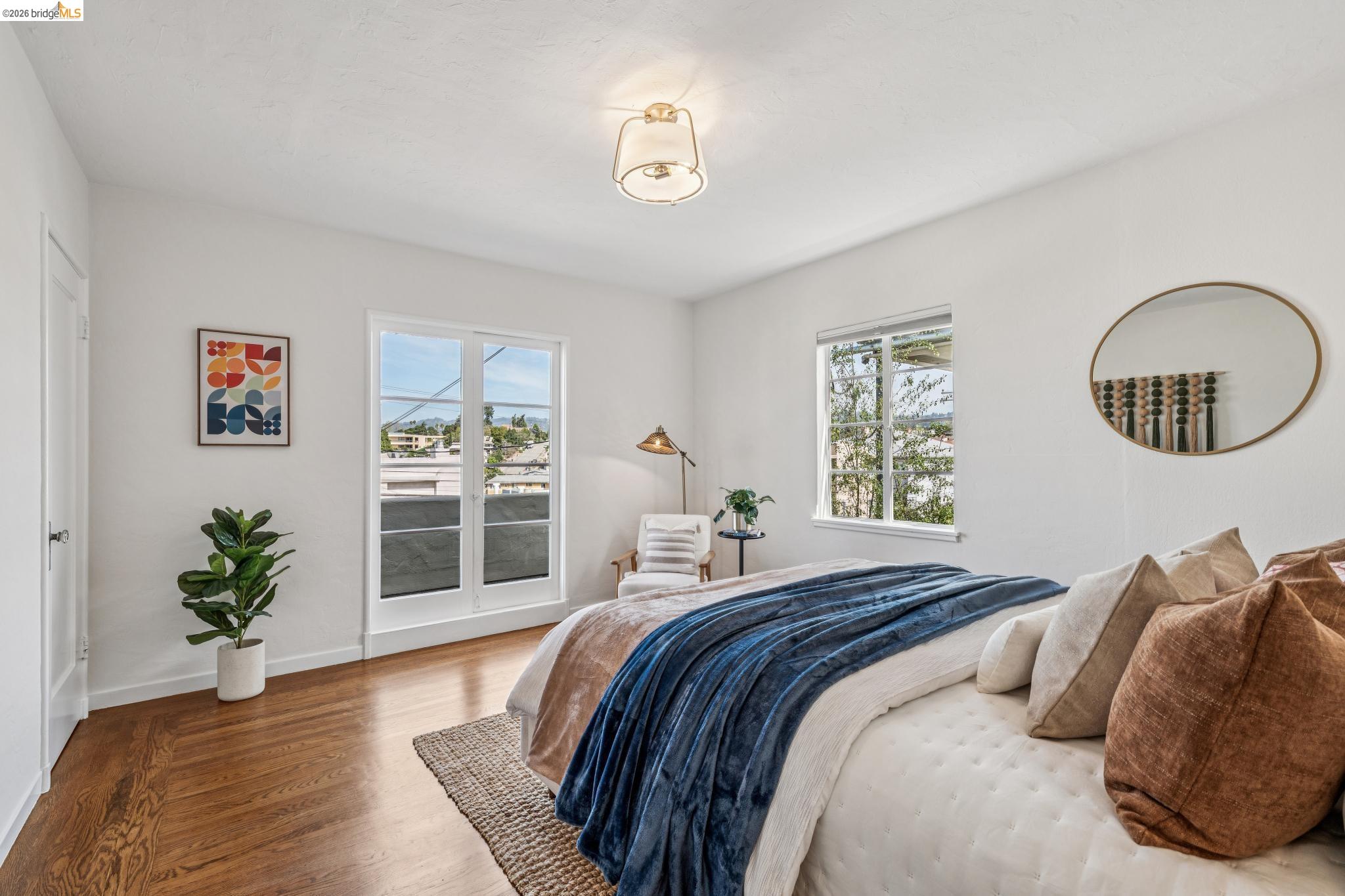 Detail Gallery Image 24 of 60 For 2306 Ivy Dr, Oakland,  CA 94606 - – Beds | – Baths