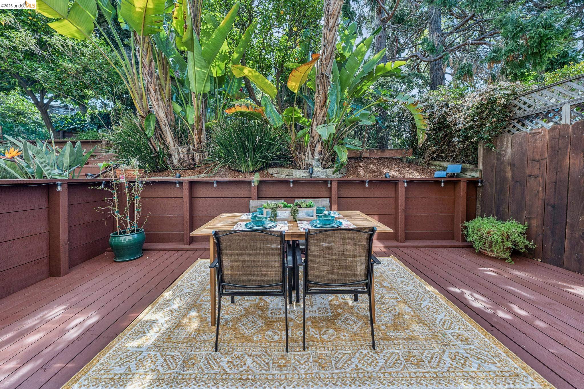 Detail Gallery Image 37 of 60 For 2306 Ivy Dr, Oakland,  CA 94606 - – Beds | – Baths