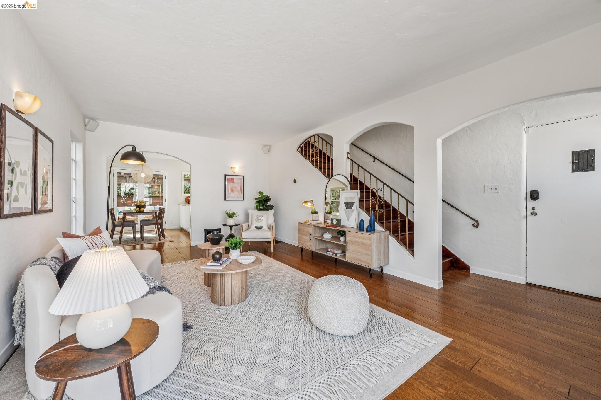 Detail Gallery Image 7 of 60 For 2306 Ivy Dr, Oakland,  CA 94606 - – Beds | – Baths