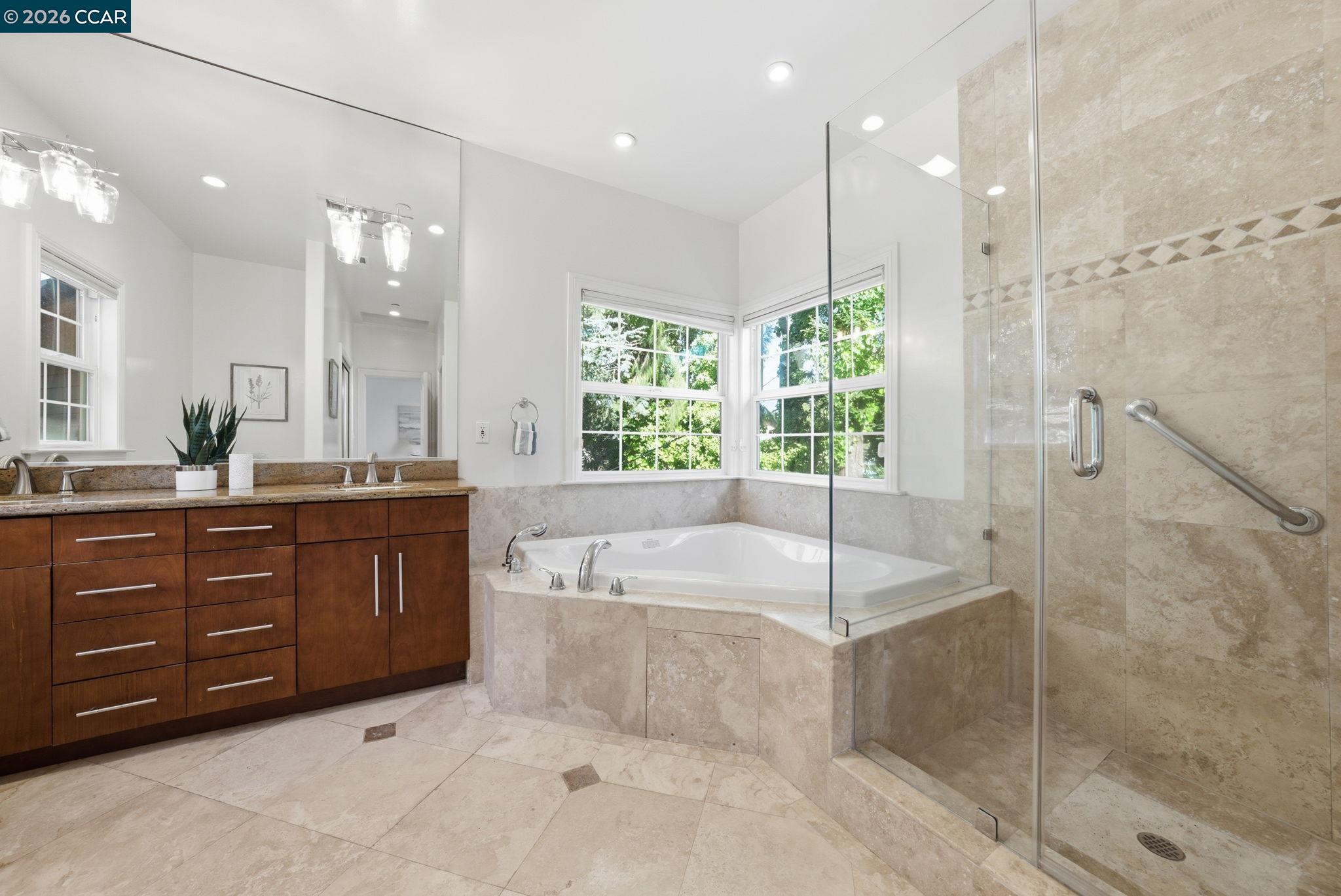 Detail Gallery Image 41 of 59 For 8 Millbrae Cir, Millbrae,  CA 94030 - 4 Beds | 3/1 Baths