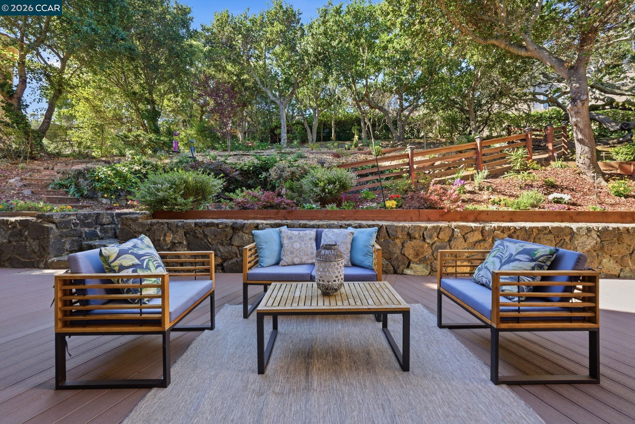 Detail Gallery Image 50 of 59 For 8 Millbrae Cir, Millbrae,  CA 94030 - 4 Beds | 3/1 Baths