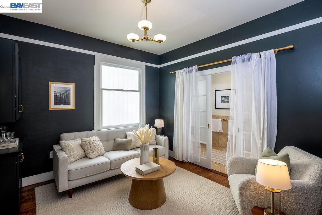 Detail Gallery Image 16 of 45 For 2420 9th Ave, Oakland,  CA 94606 - 4 Beds | 2/1 Baths