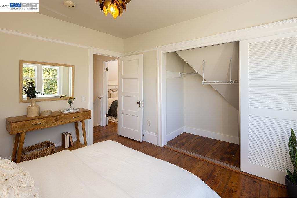 Detail Gallery Image 30 of 45 For 2420 9th Ave, Oakland,  CA 94606 - 4 Beds | 2/1 Baths