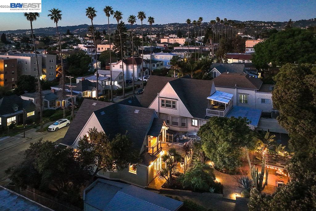 Detail Gallery Image 41 of 45 For 2420 9th Ave, Oakland,  CA 94606 - 4 Beds | 2/1 Baths