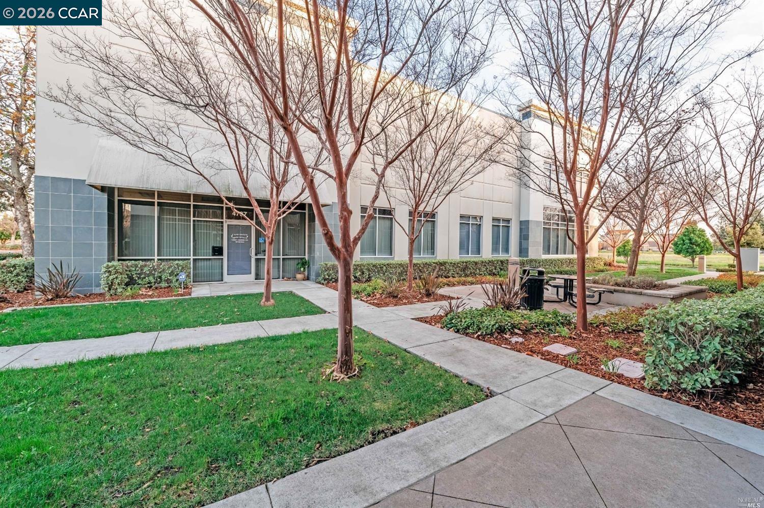 Front Image Thumbnail for CC41127976