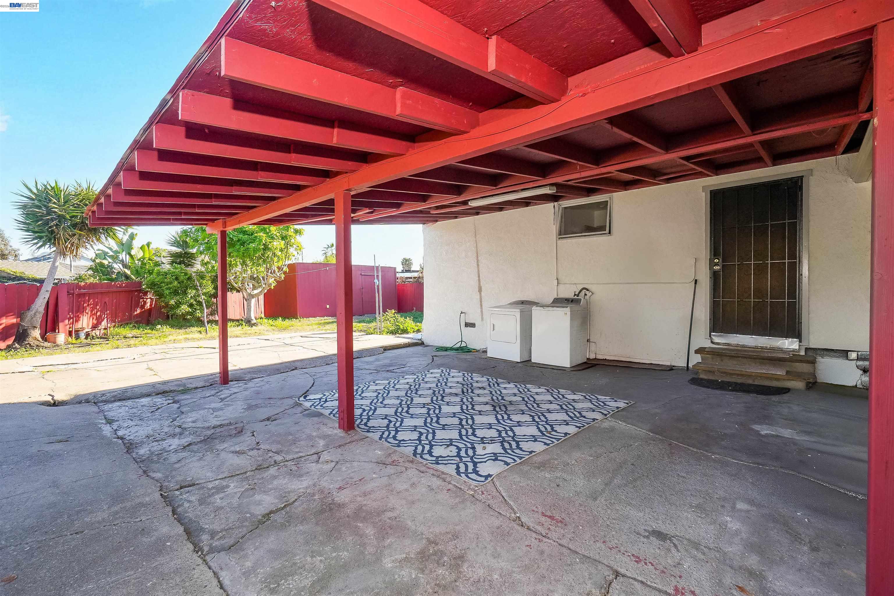 Detail Gallery Image 12 of 56 For 387 Tennyson Rd, Hayward,  CA 94544 - 4 Beds | 2 Baths