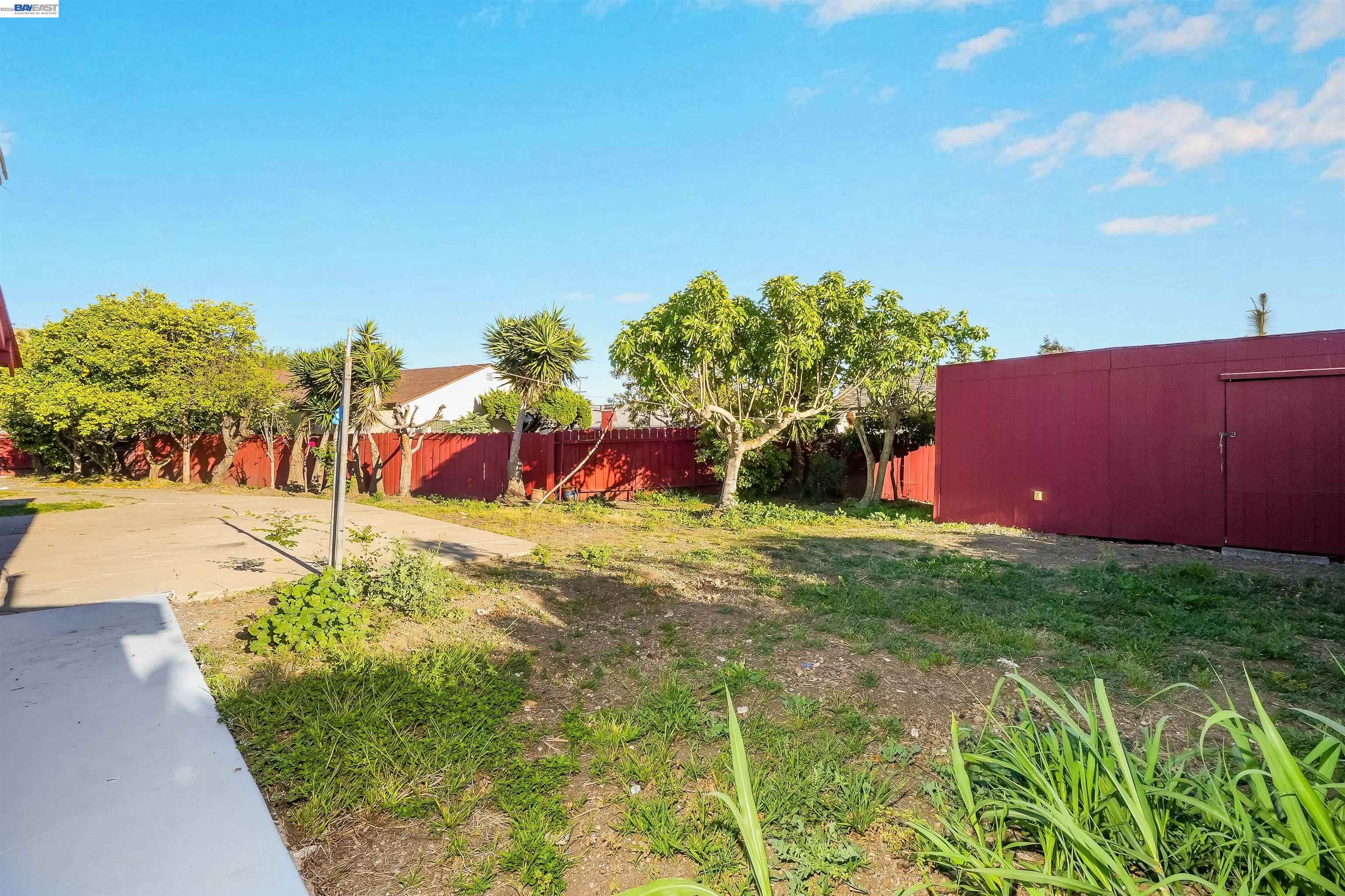 Detail Gallery Image 22 of 56 For 387 Tennyson Rd, Hayward,  CA 94544 - 4 Beds | 2 Baths