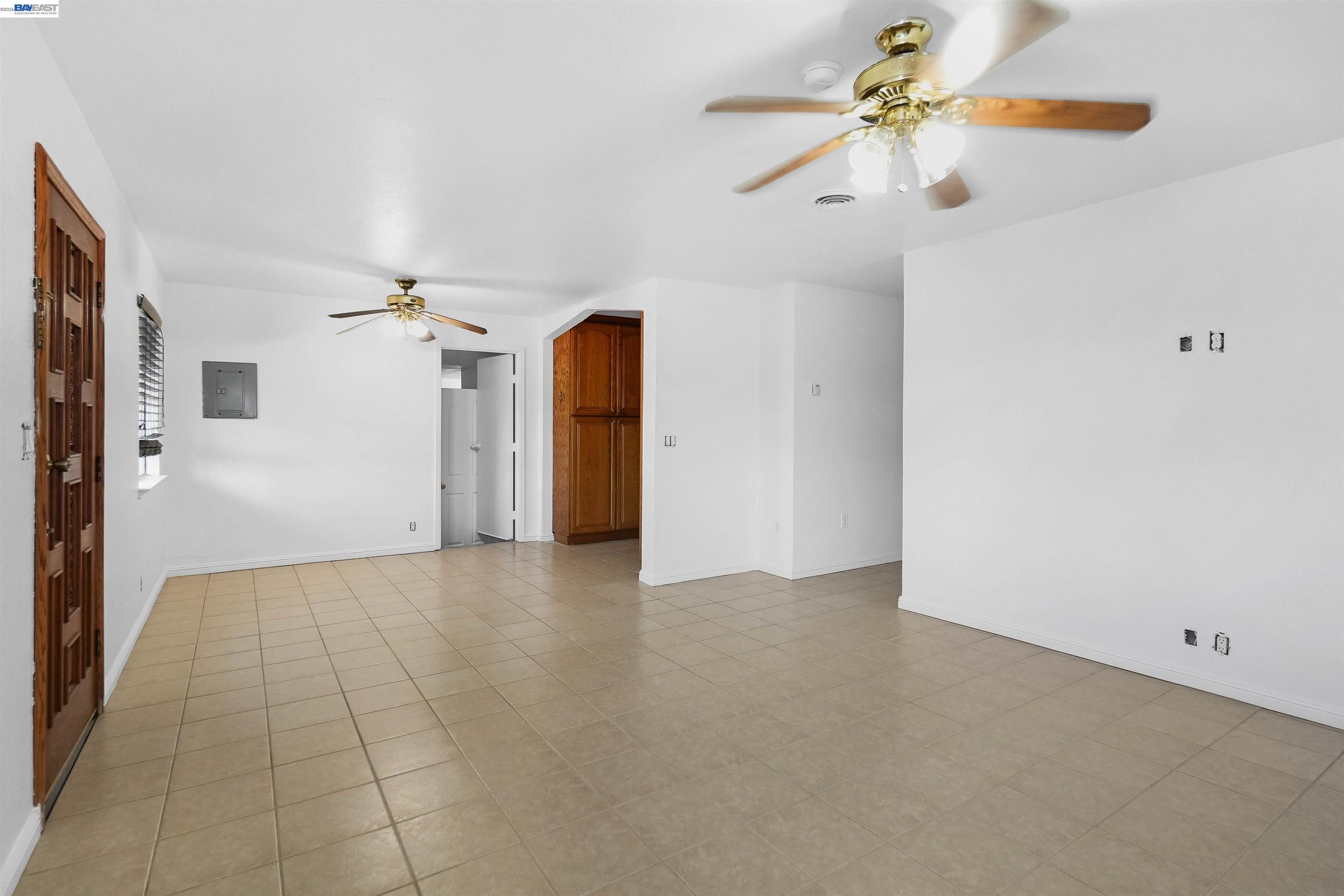 Detail Gallery Image 31 of 56 For 387 Tennyson Rd, Hayward,  CA 94544 - 4 Beds | 2 Baths