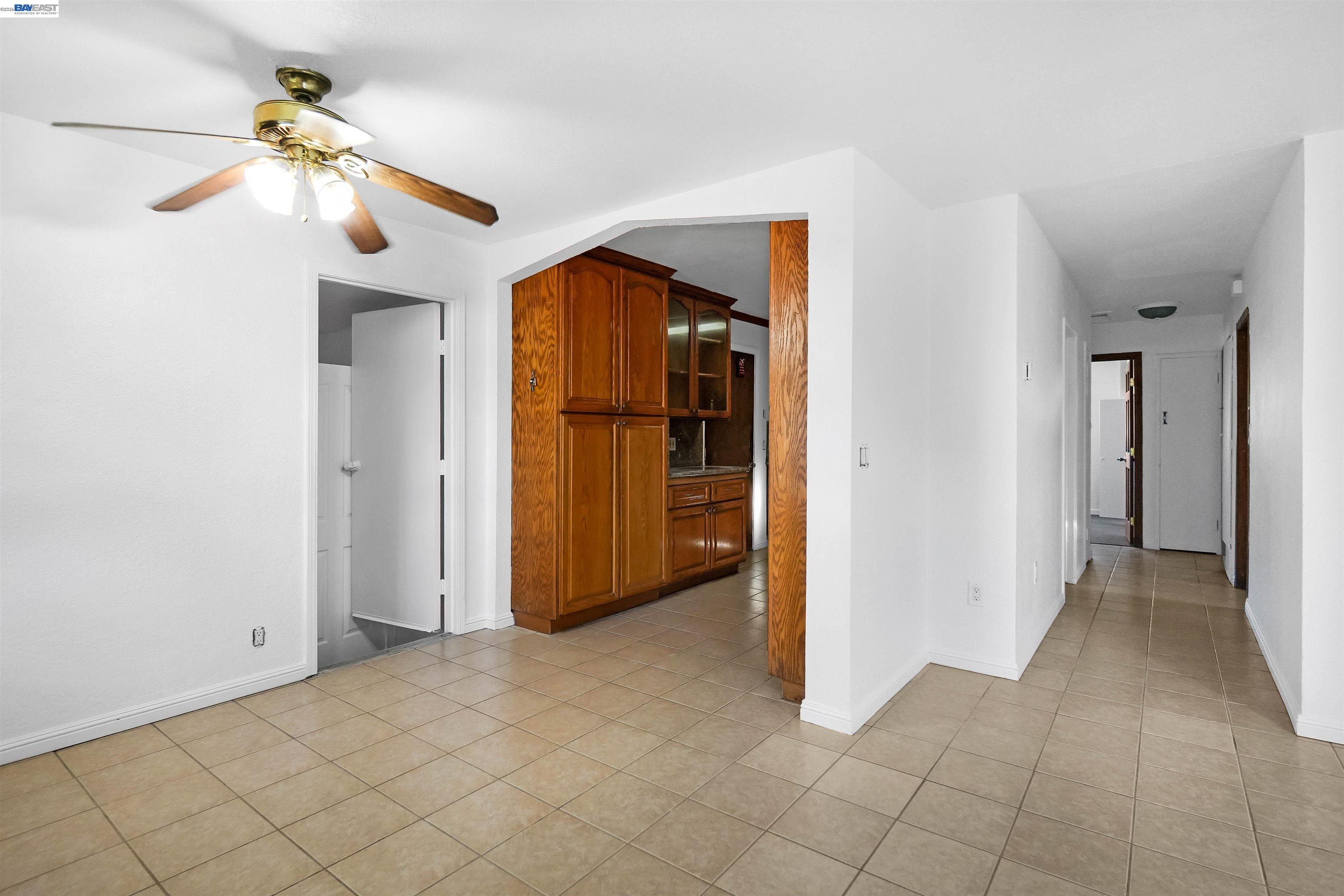 Detail Gallery Image 33 of 56 For 387 Tennyson Rd, Hayward,  CA 94544 - 4 Beds | 2 Baths