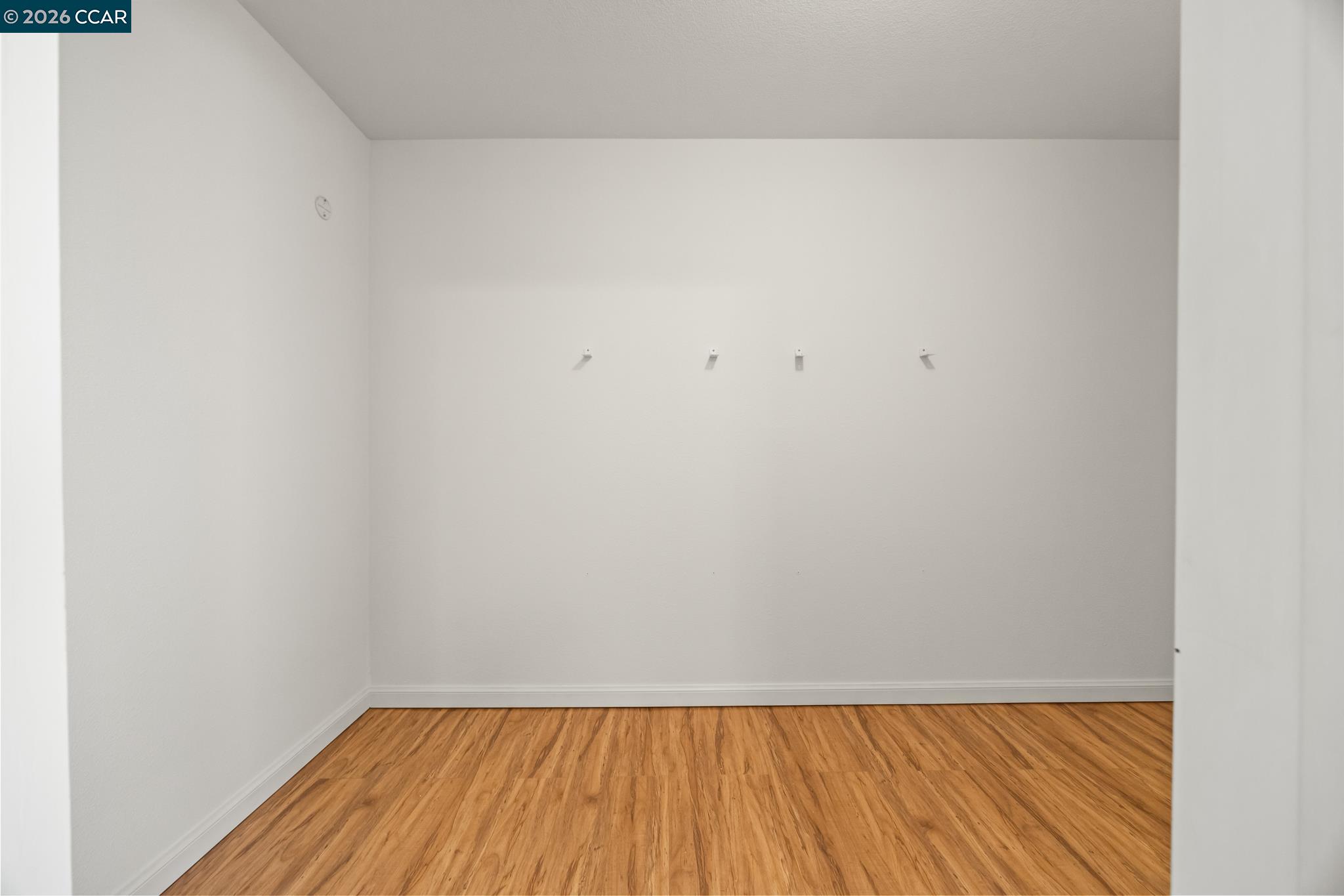 Detail Gallery Image 30 of 43 For 5910 Chabot Rd, Oakland,  CA 94618 - 5 Beds | 3 Baths