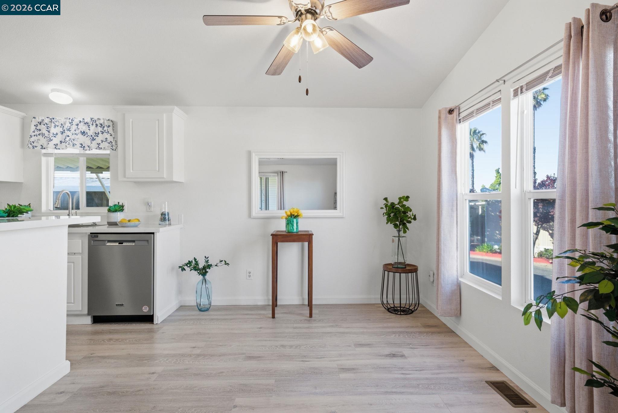 Detail Gallery Image 11 of 39 For 16401 San Pablo Ave #240,  San Pablo,  CA 94806 - 2 Beds | 2 Baths