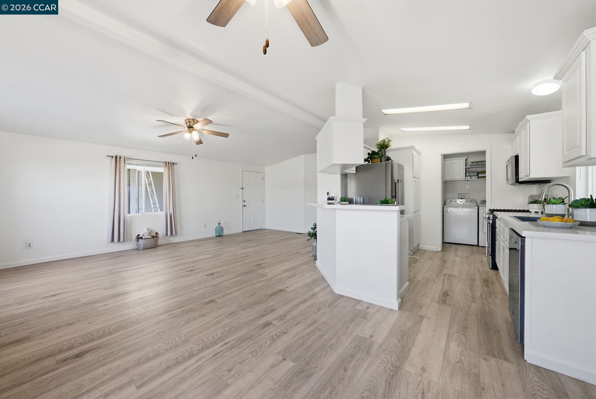 Detail Gallery Image 10 of 39 For 16401 San Pablo Ave #240,  San Pablo,  CA 94806 - 2 Beds | 2 Baths