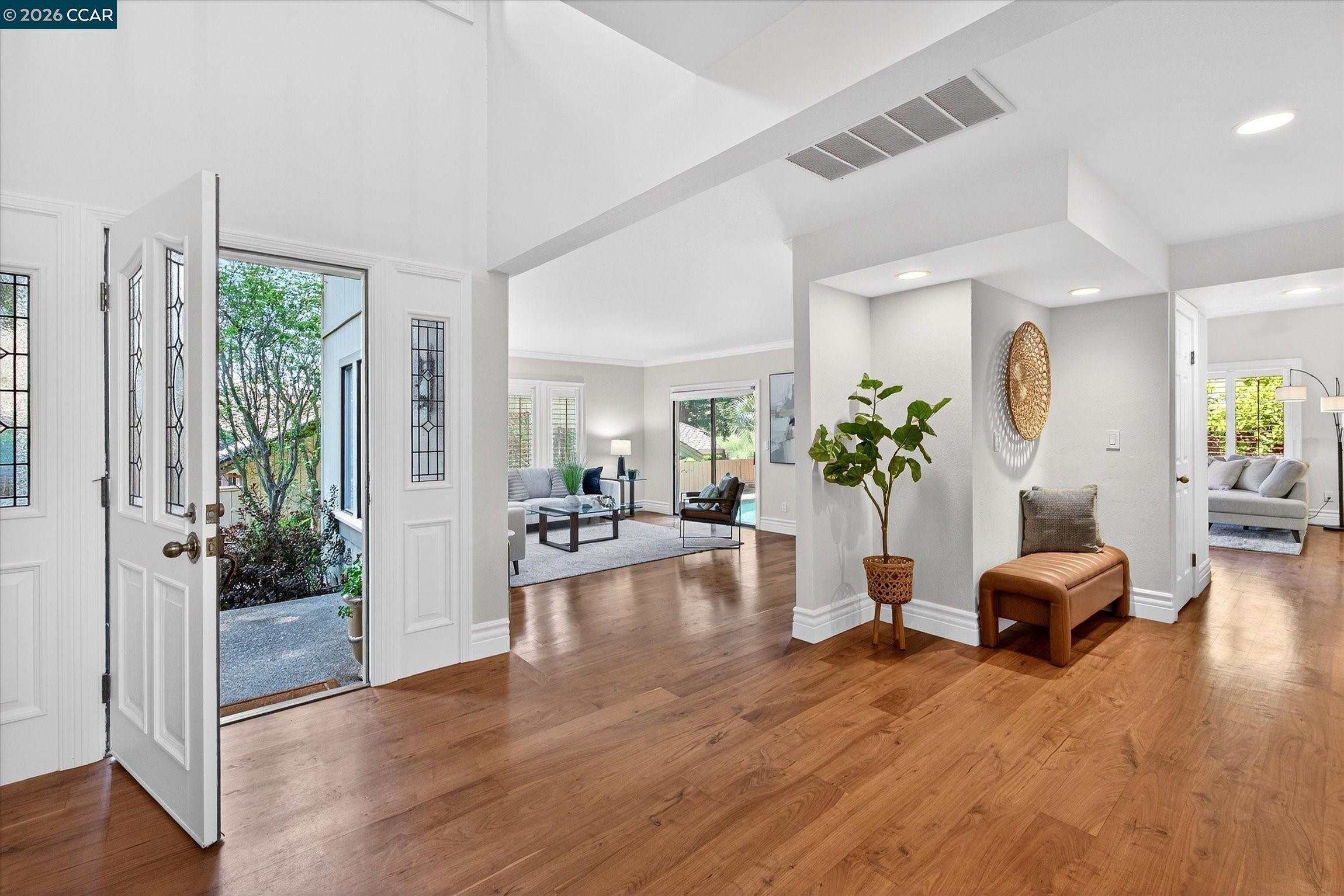 Detail Gallery Image 11 of 60 For 951 Redwood Dr, Danville,  CA 94506 - 3 Beds | 3 Baths