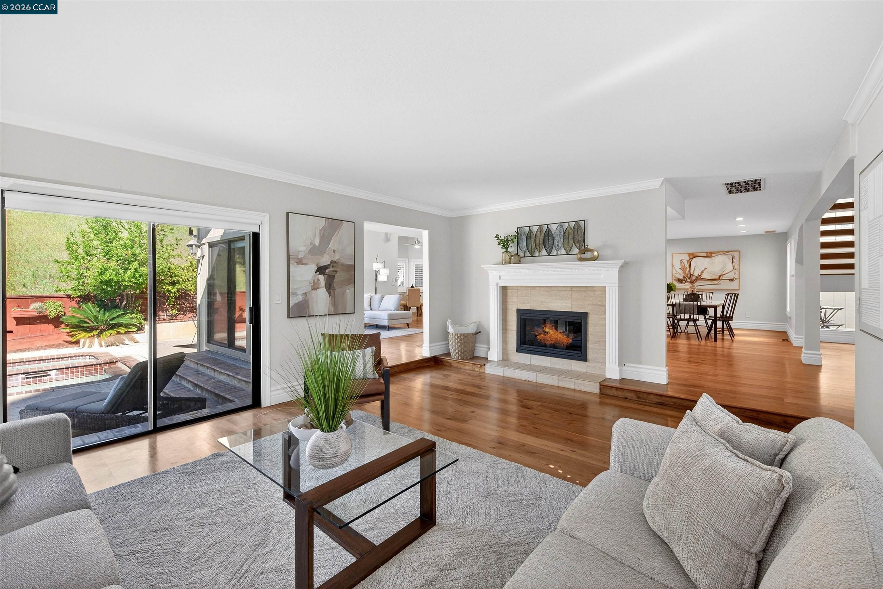 Detail Gallery Image 13 of 60 For 951 Redwood Dr, Danville,  CA 94506 - 3 Beds | 3 Baths