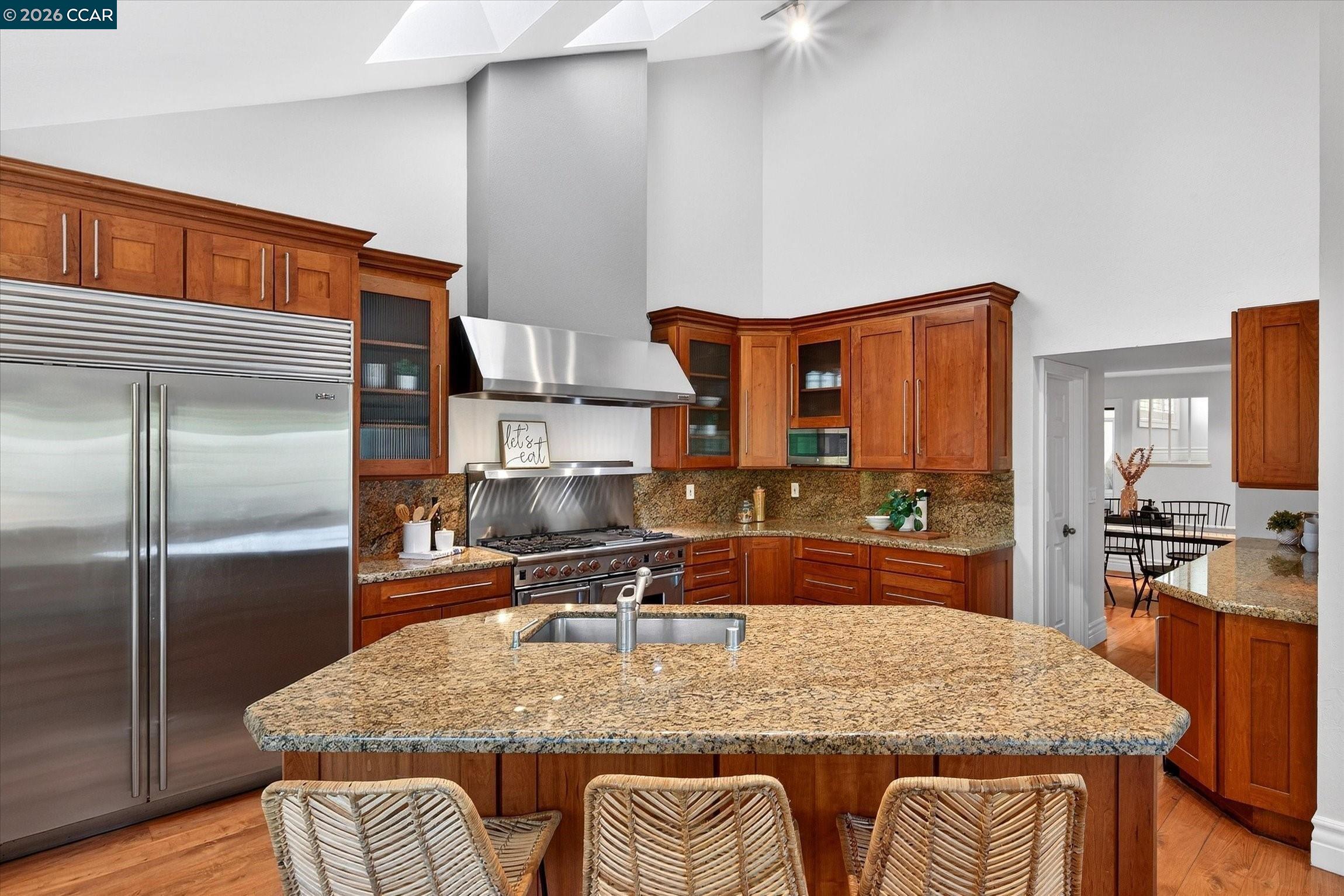 Detail Gallery Image 19 of 60 For 951 Redwood Dr, Danville,  CA 94506 - 3 Beds | 3 Baths