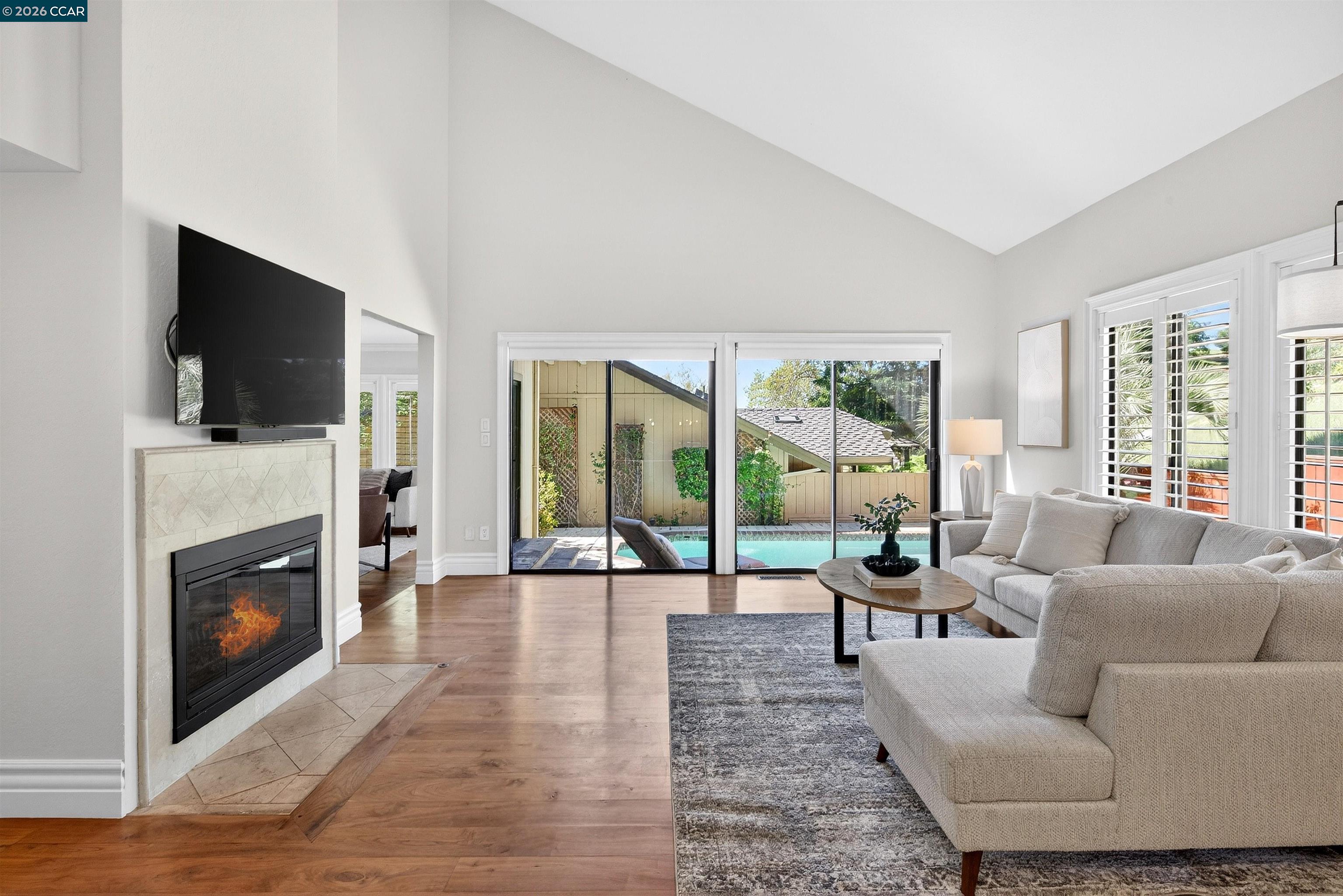 Detail Gallery Image 27 of 60 For 951 Redwood Dr, Danville,  CA 94506 - 3 Beds | 3 Baths