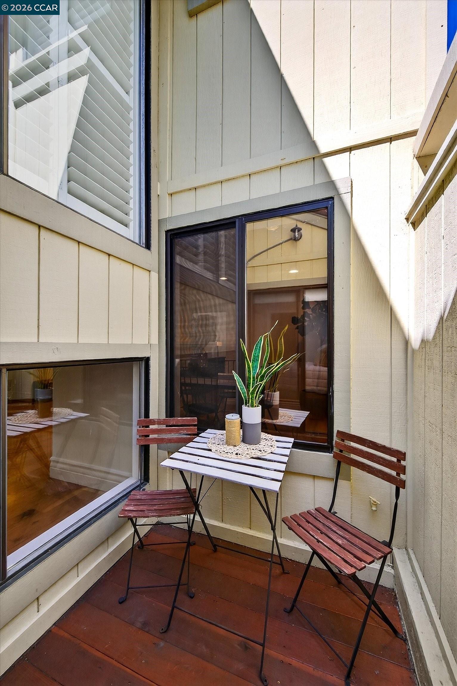 Detail Gallery Image 32 of 60 For 951 Redwood Dr, Danville,  CA 94506 - 3 Beds | 3 Baths