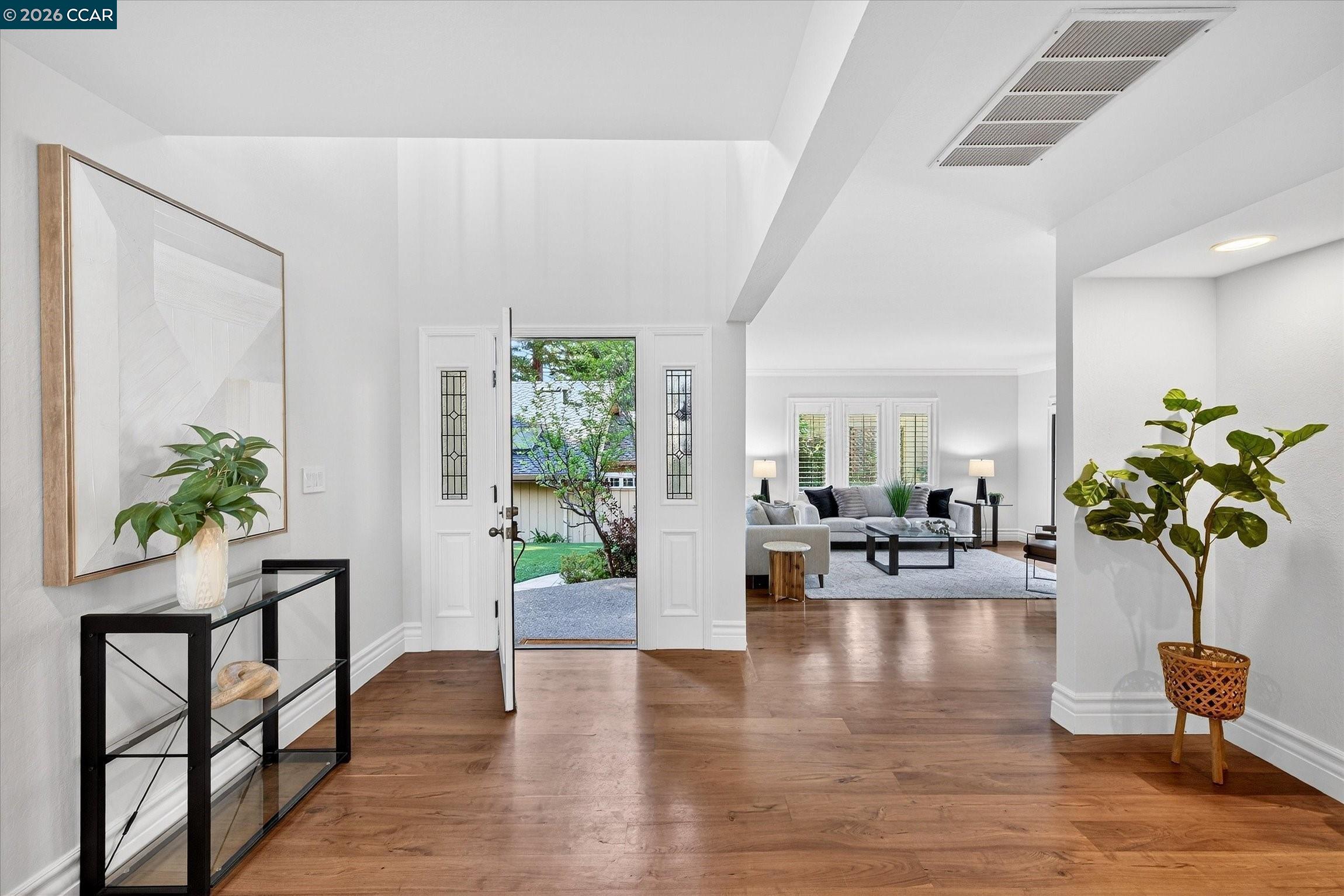 Detail Gallery Image 10 of 60 For 951 Redwood Dr, Danville,  CA 94506 - 3 Beds | 3 Baths