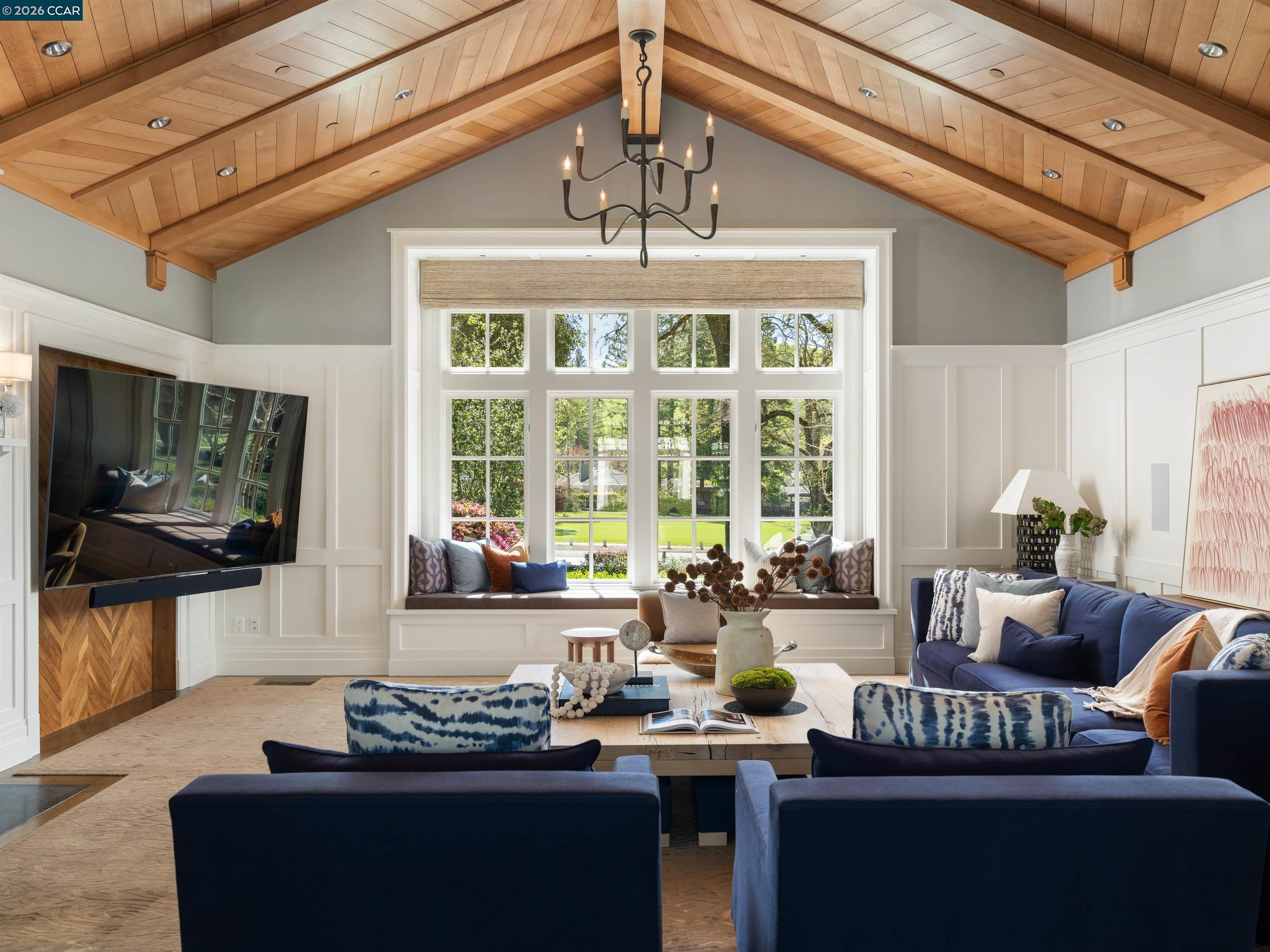 Detail Gallery Image 15 of 41 For Calle Arroyo, Diablo,  CA 94528 - 5 Beds | 7/2 Baths