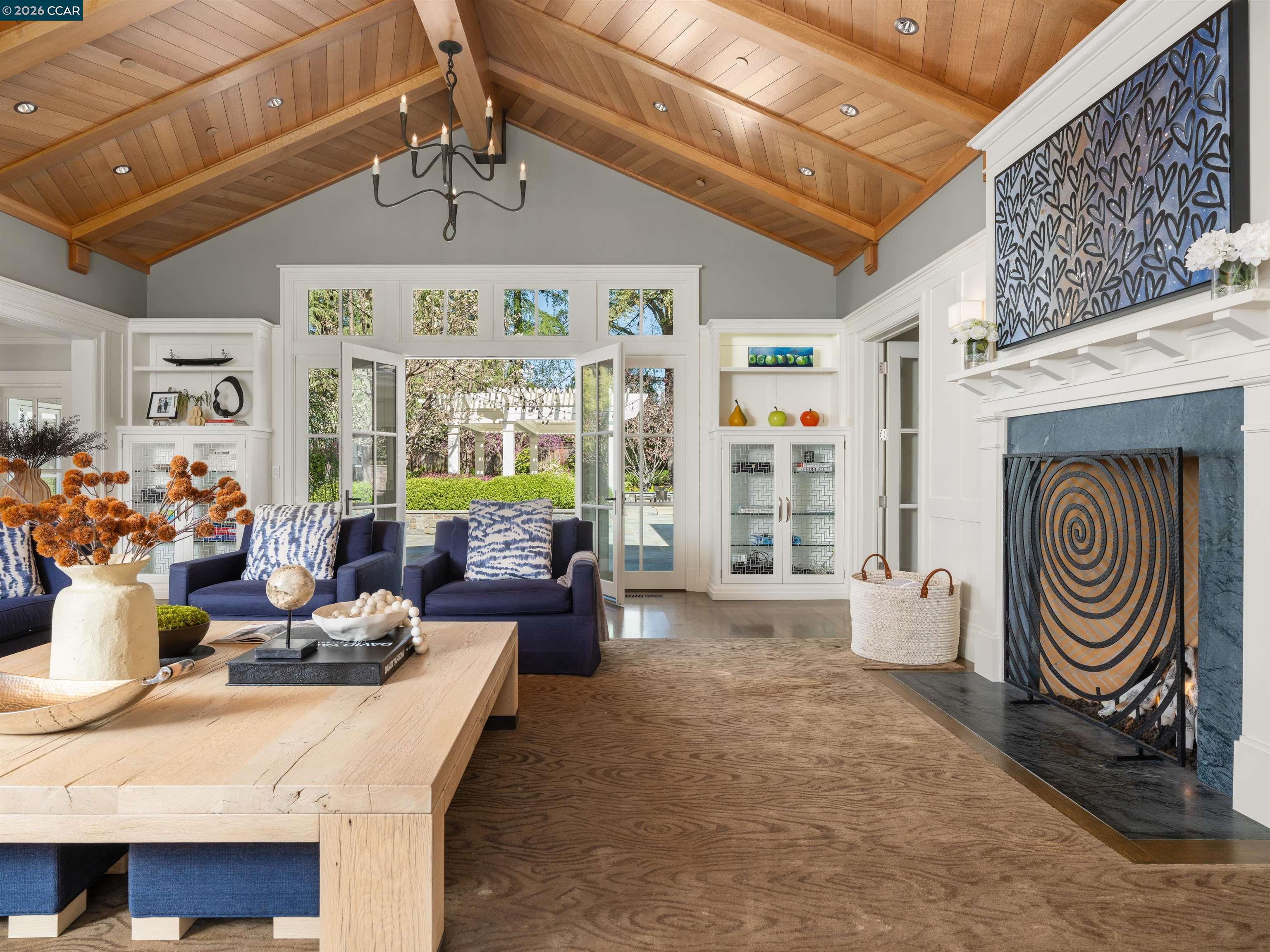 Detail Gallery Image 16 of 41 For Calle Arroyo, Diablo,  CA 94528 - 5 Beds | 7/2 Baths