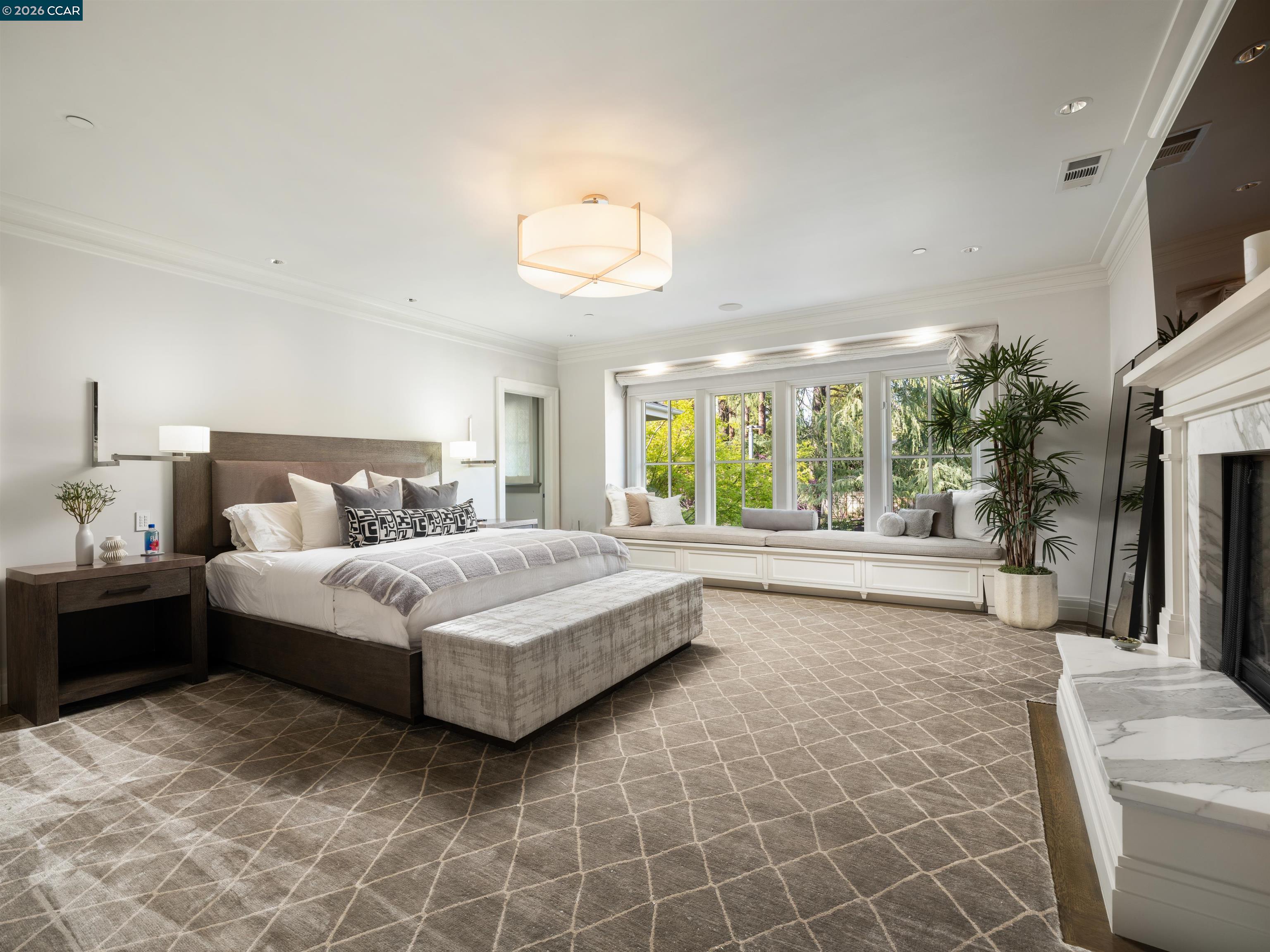 Detail Gallery Image 17 of 41 For Calle Arroyo, Diablo,  CA 94528 - 5 Beds | 7/2 Baths